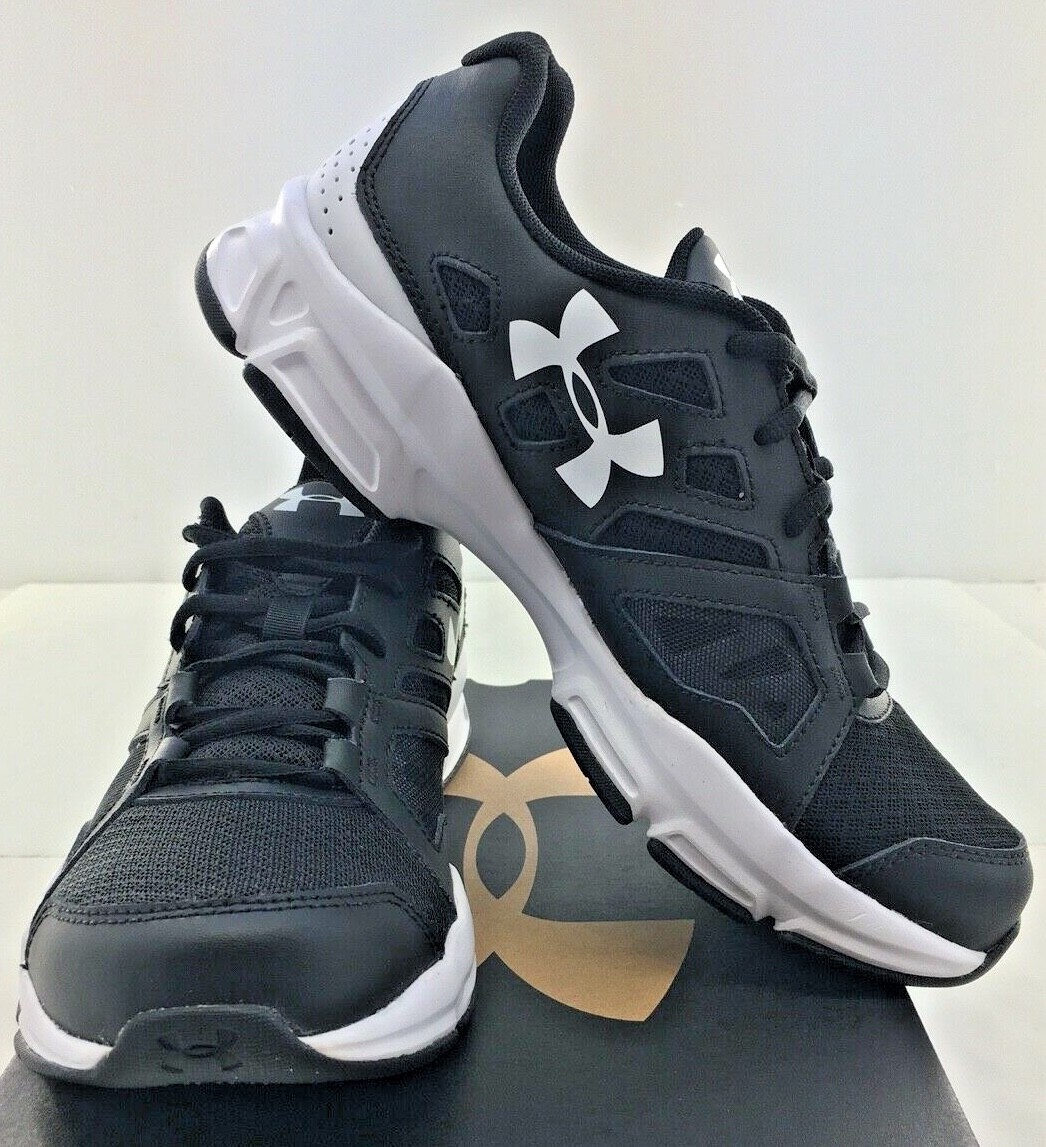 Men’s Under Armour Zone 2 Athletic Shoe Black / White NEW FREE Shipping