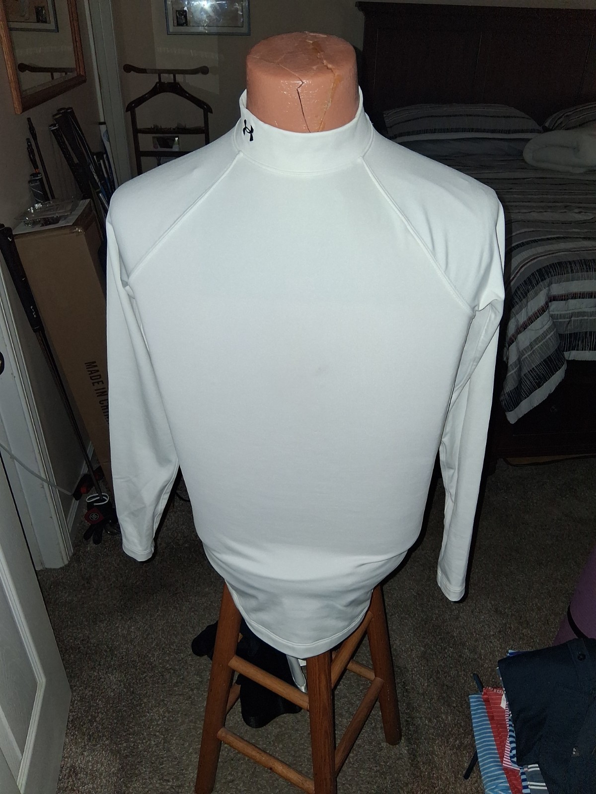 Under armor cold gear man’s compression shirt size large