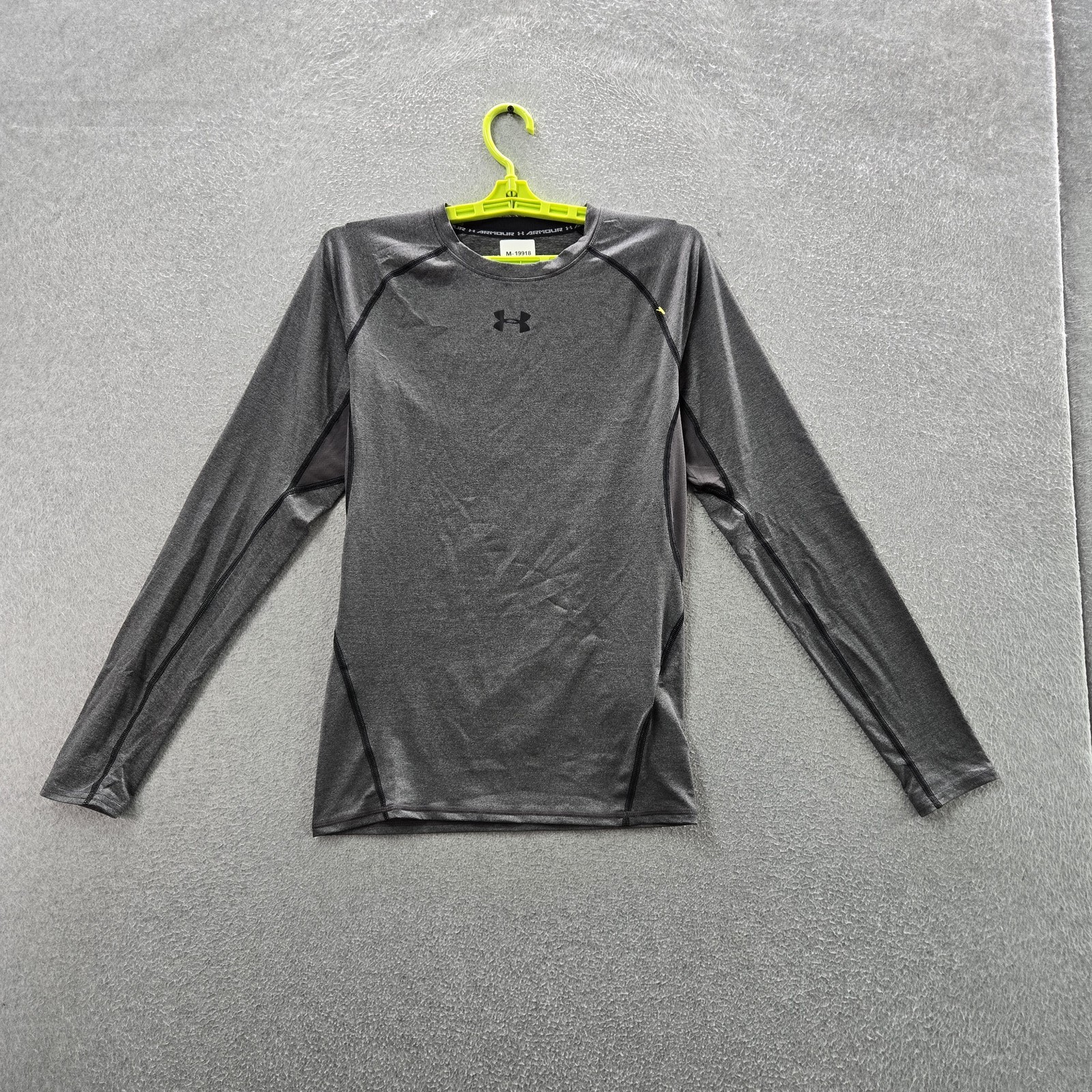 Under Armour Men Shirt L Gray Compression Activewear Heatgear Logo Slim NWT