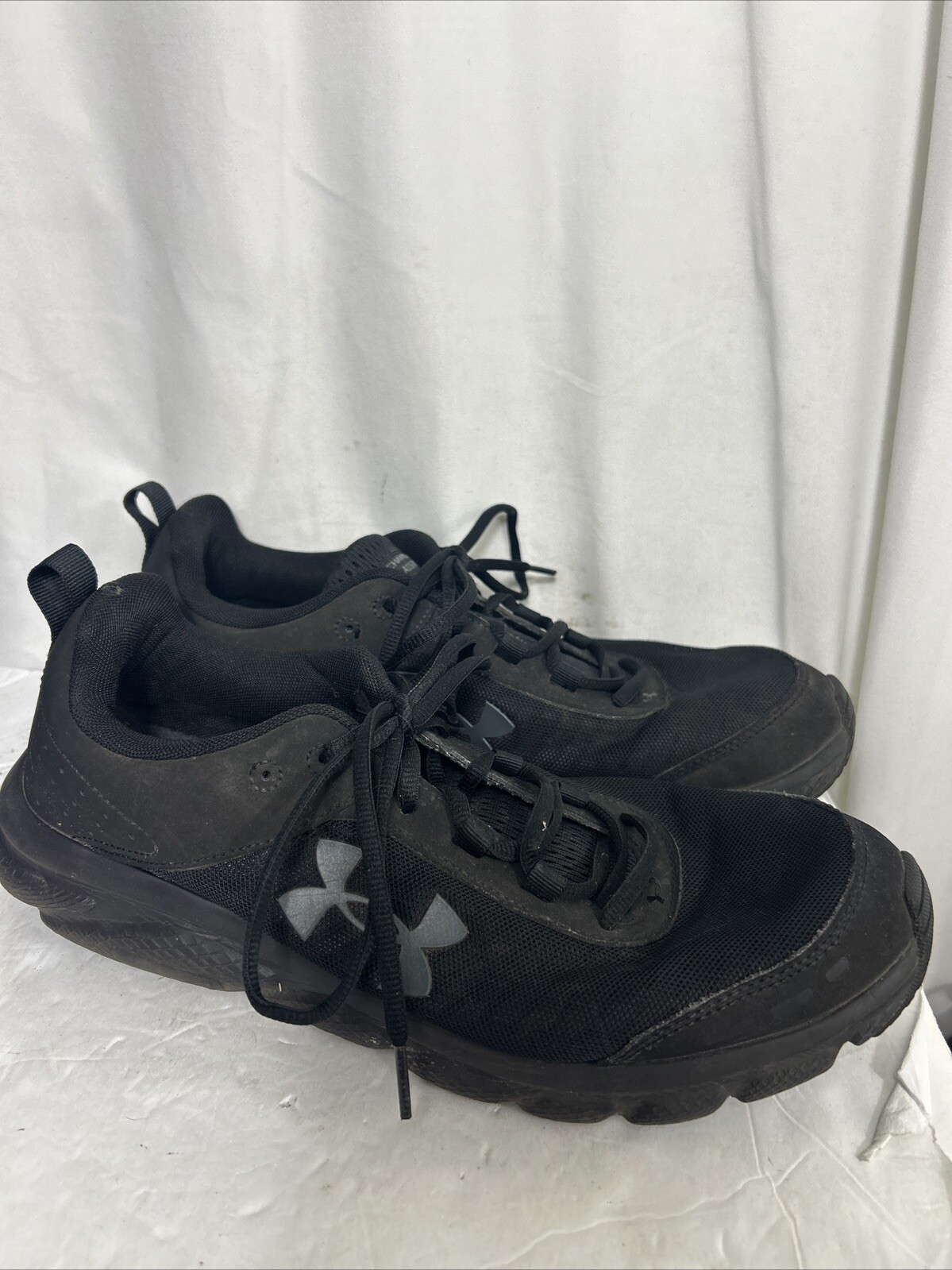 Under Armour Charged Assert 8 ‘Black’ Athletic Shoes – 3021952-002 – Size 11