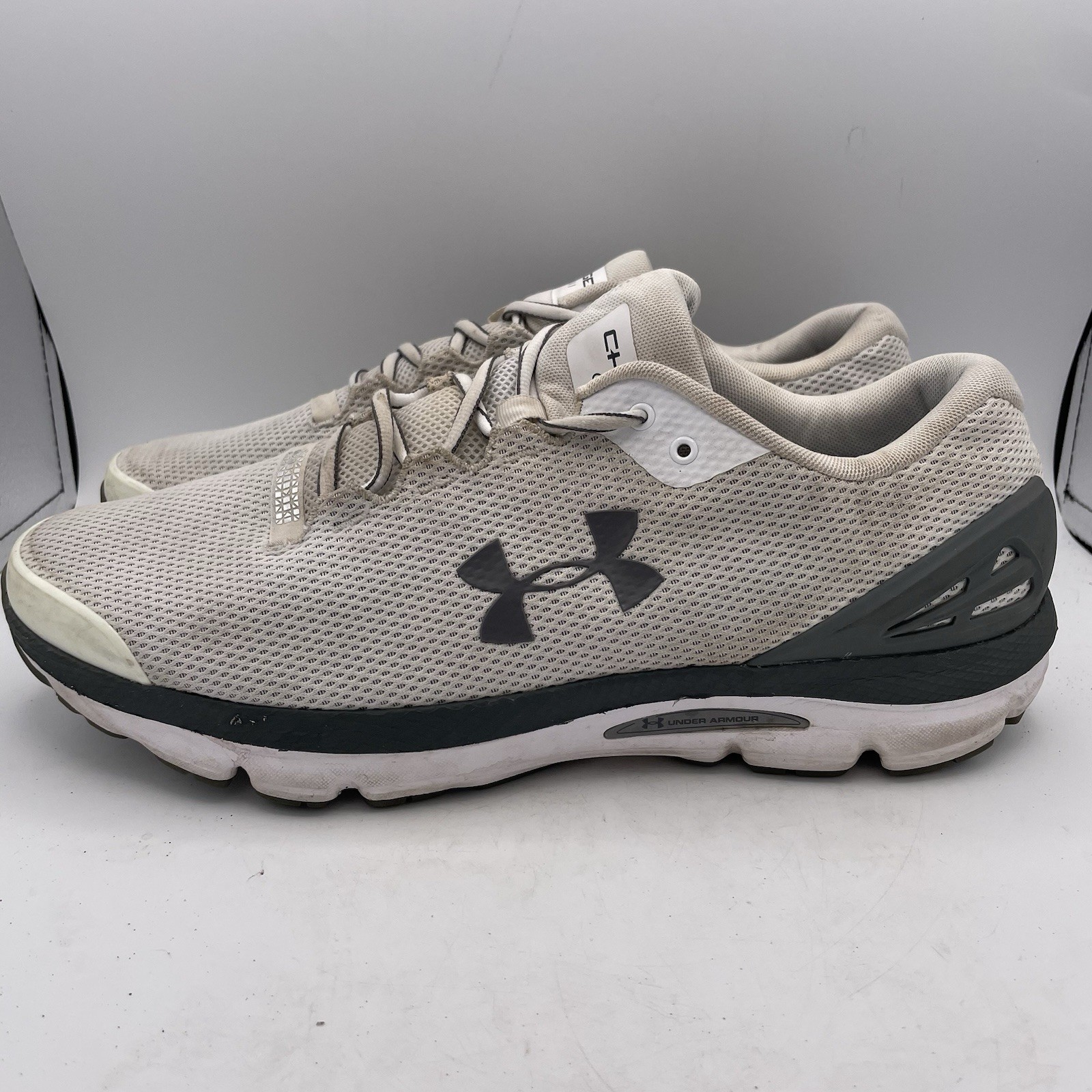 Under Armour Charged Gemini White Gray Running Shoes 3023276-100 Men’s Sz 14
