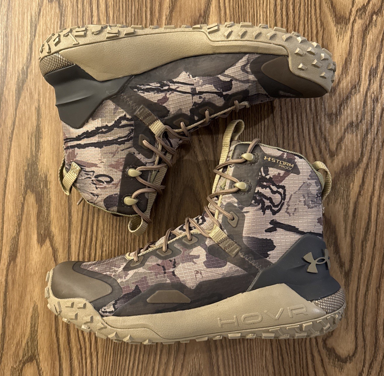 Men’s Size 8 Under Armour HOVR Dawn Waterproof Camo Boots 3023105-900 NEW