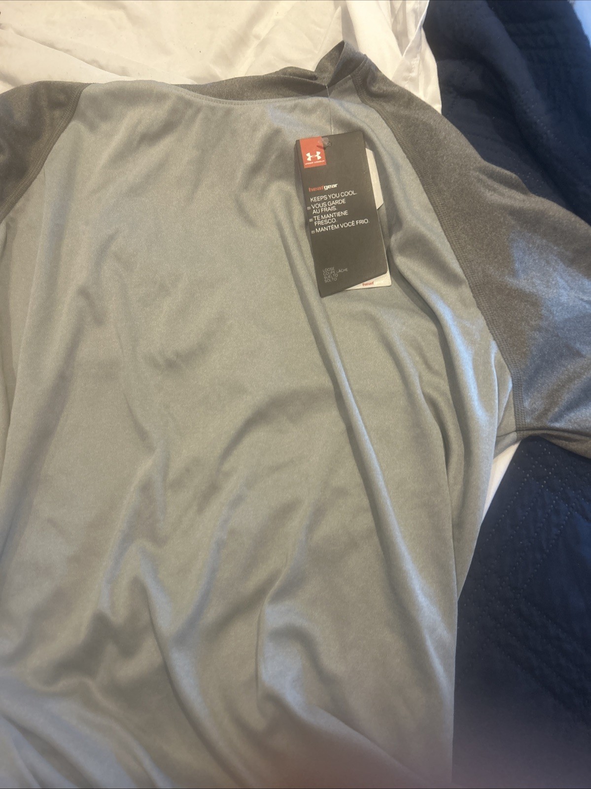 Under Armour Heat Gear Compression Shirt Mens’s Size M Gray New with tags!