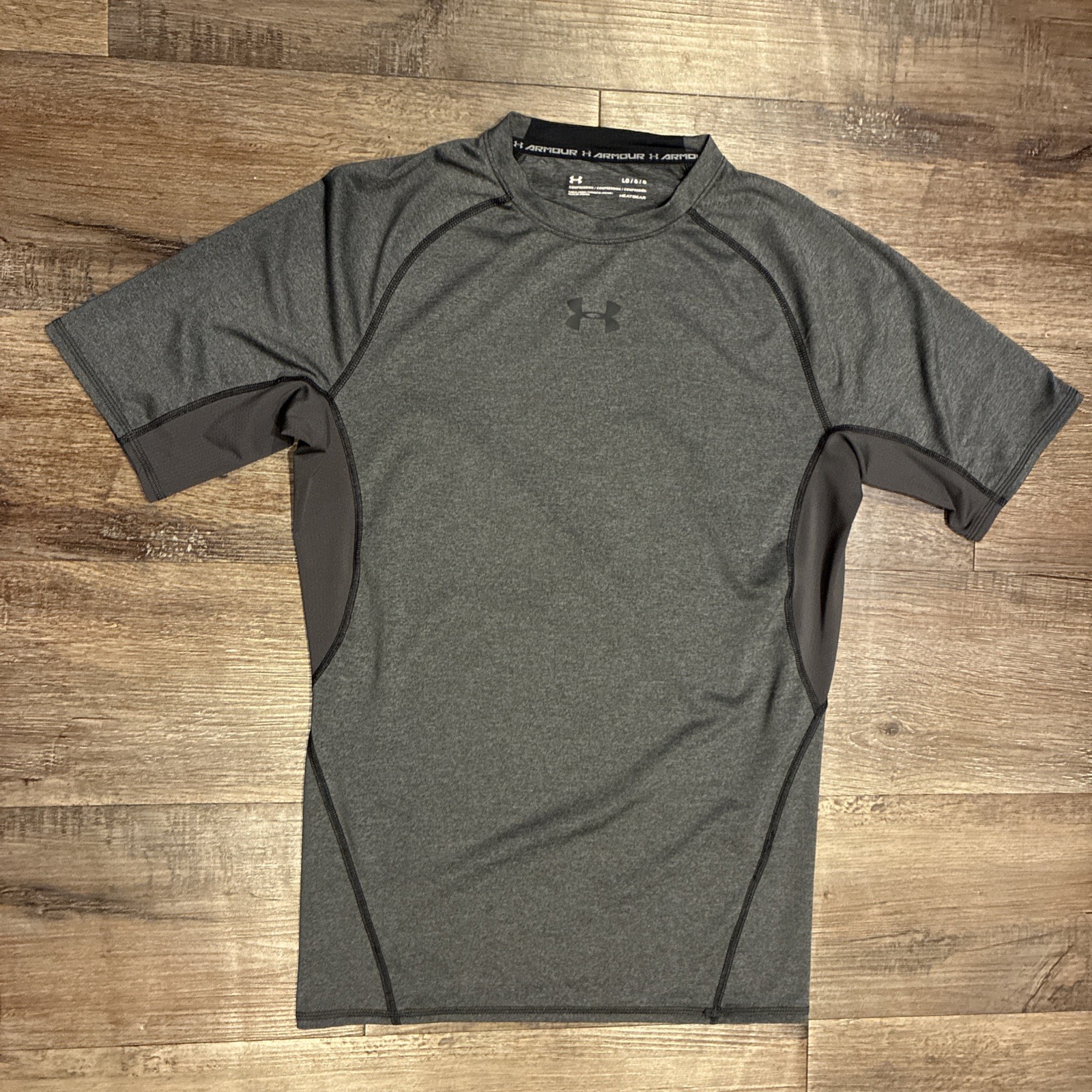 Under Armour Heatgear Compression Gray  Short Sleeve Shirt Men’s Size Large