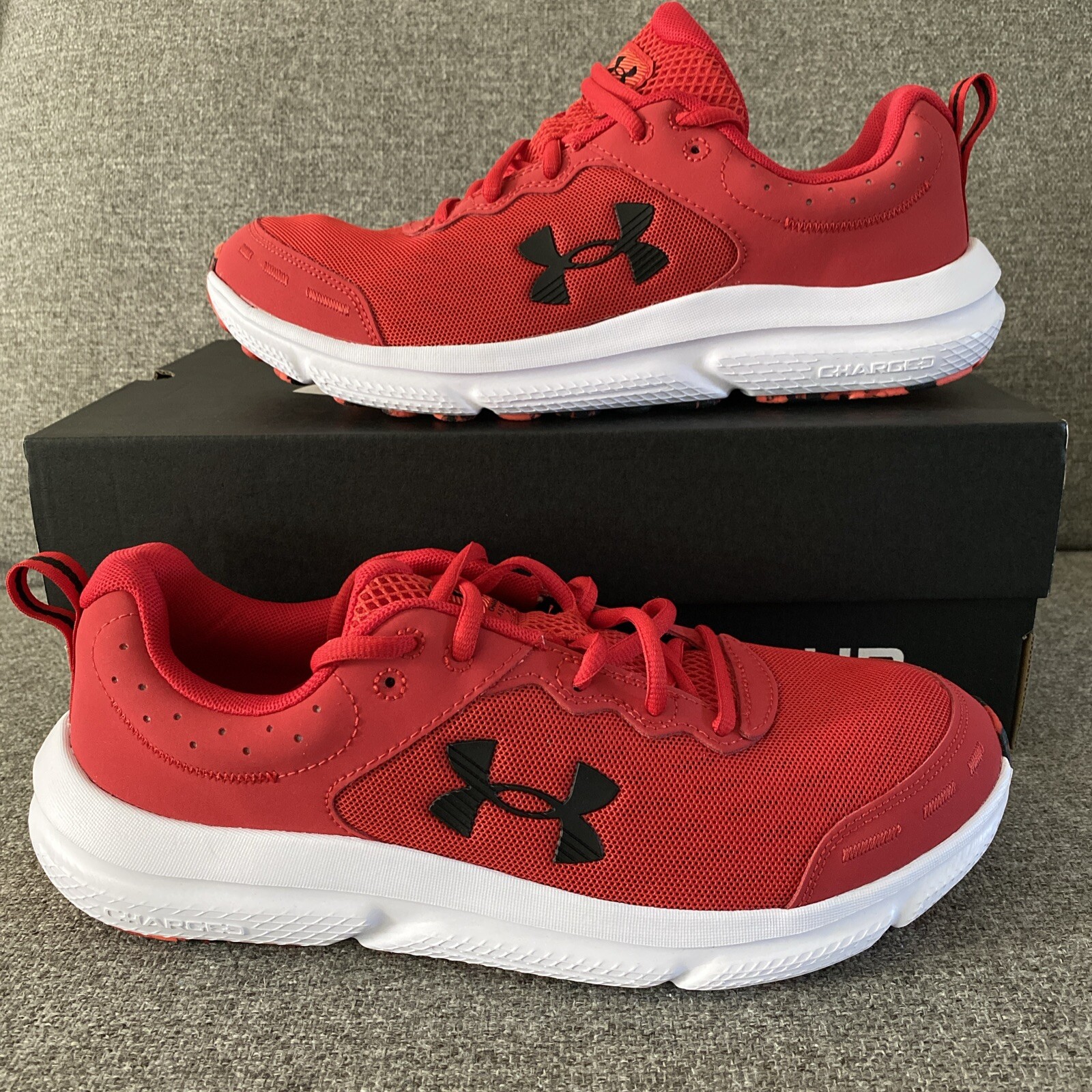 Under Armour 3026175 Men’s Training UA Charged Assert 10 Running Shoes Size 9.5