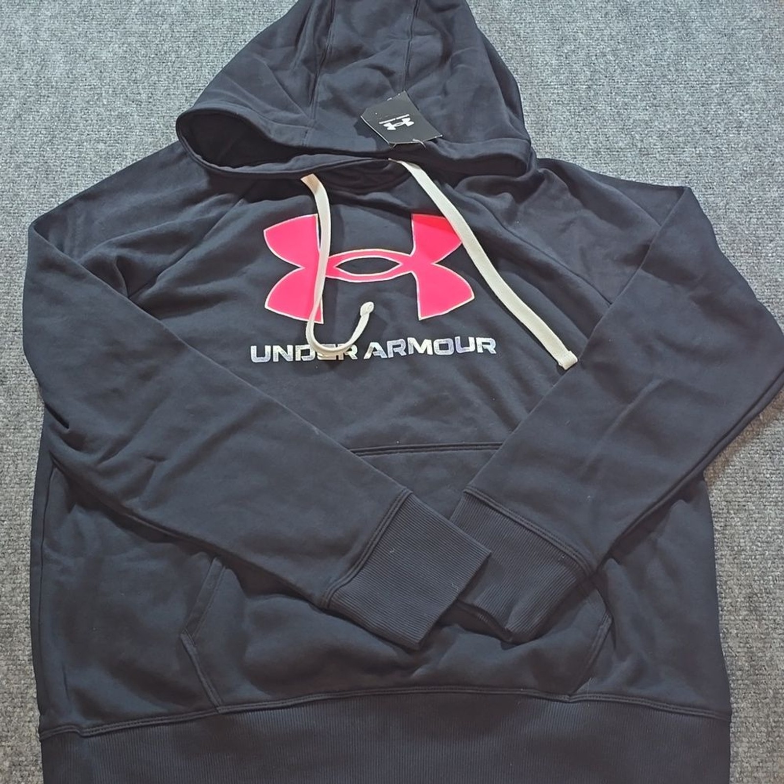 Under Armour Hoodie Sz M NWT