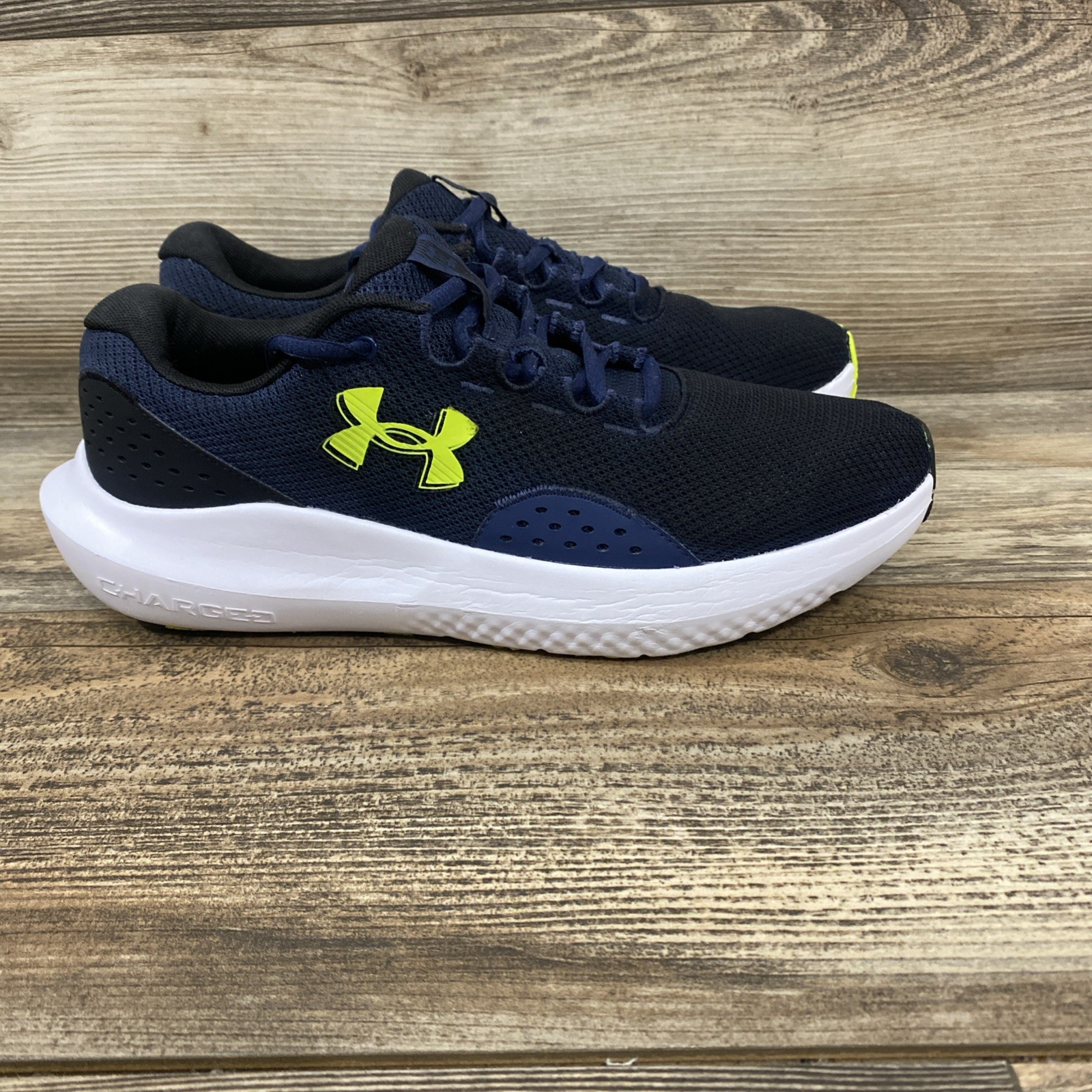 Under Armour Charged Surge 4 Athletic Running Shoes 3027000–404 Men’s Size 10.