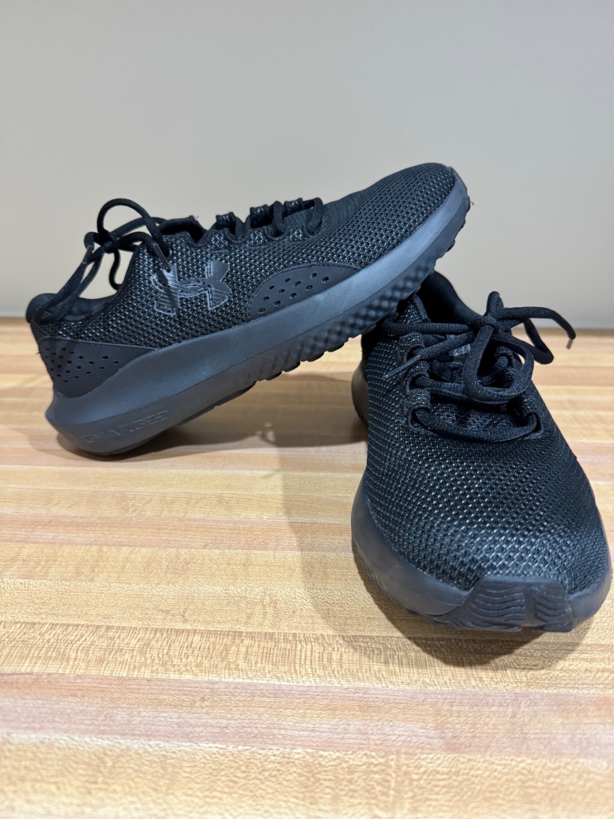 Under Armour Charged Assert 10 Triple Black Size 9 2023