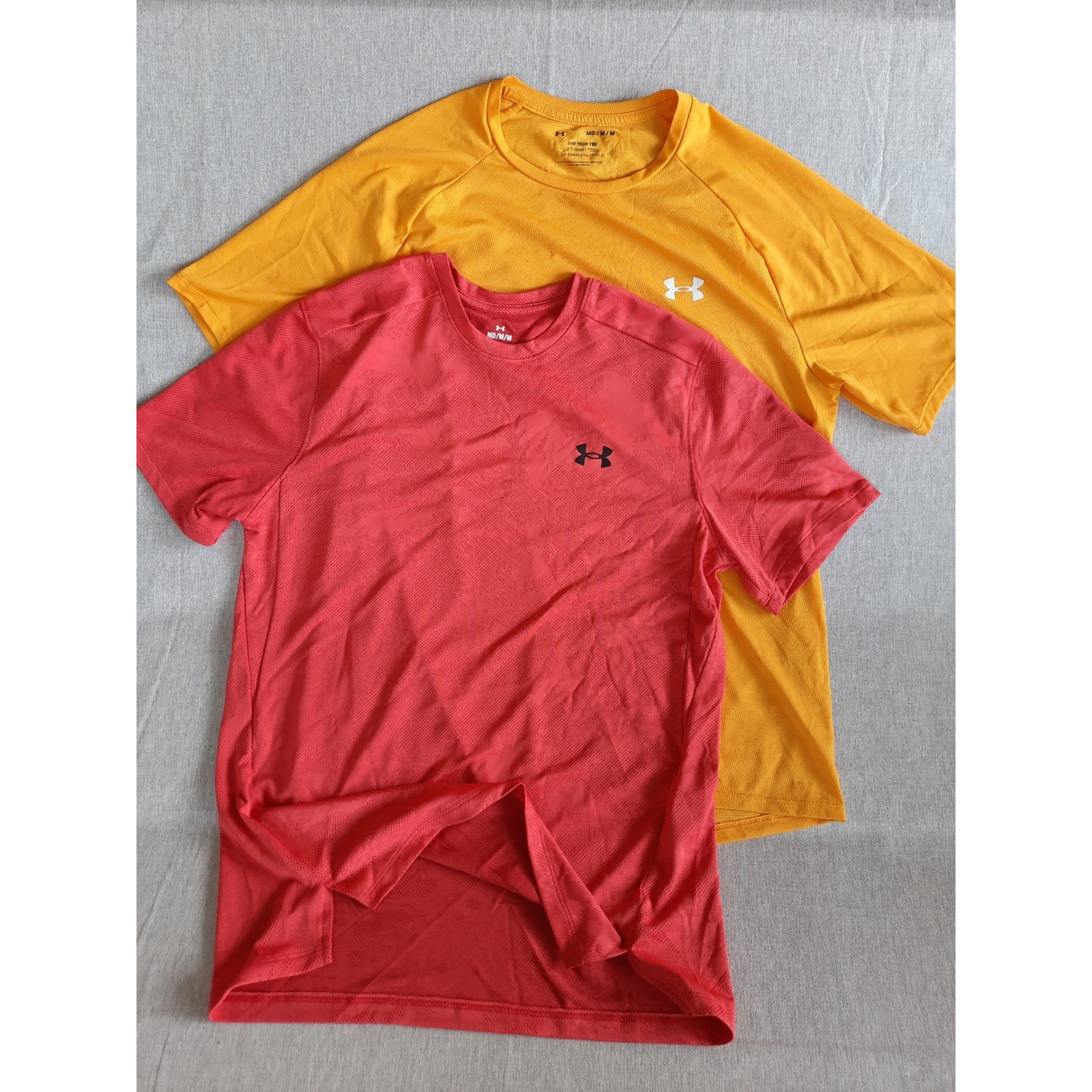 Under Armour Men’s 2 of Medium The Tech Tee Loose Active Shirt SS Mesh Polyester