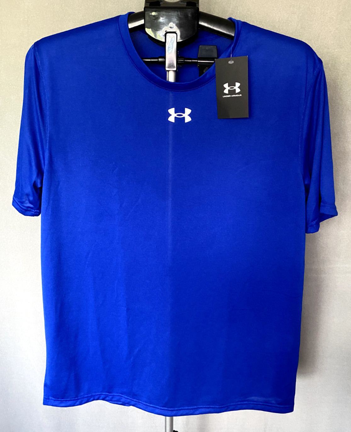 Under Armour Men’s Locker Tee 2.0 Short-Sleeve T-Shirt. Size Medium. NWT