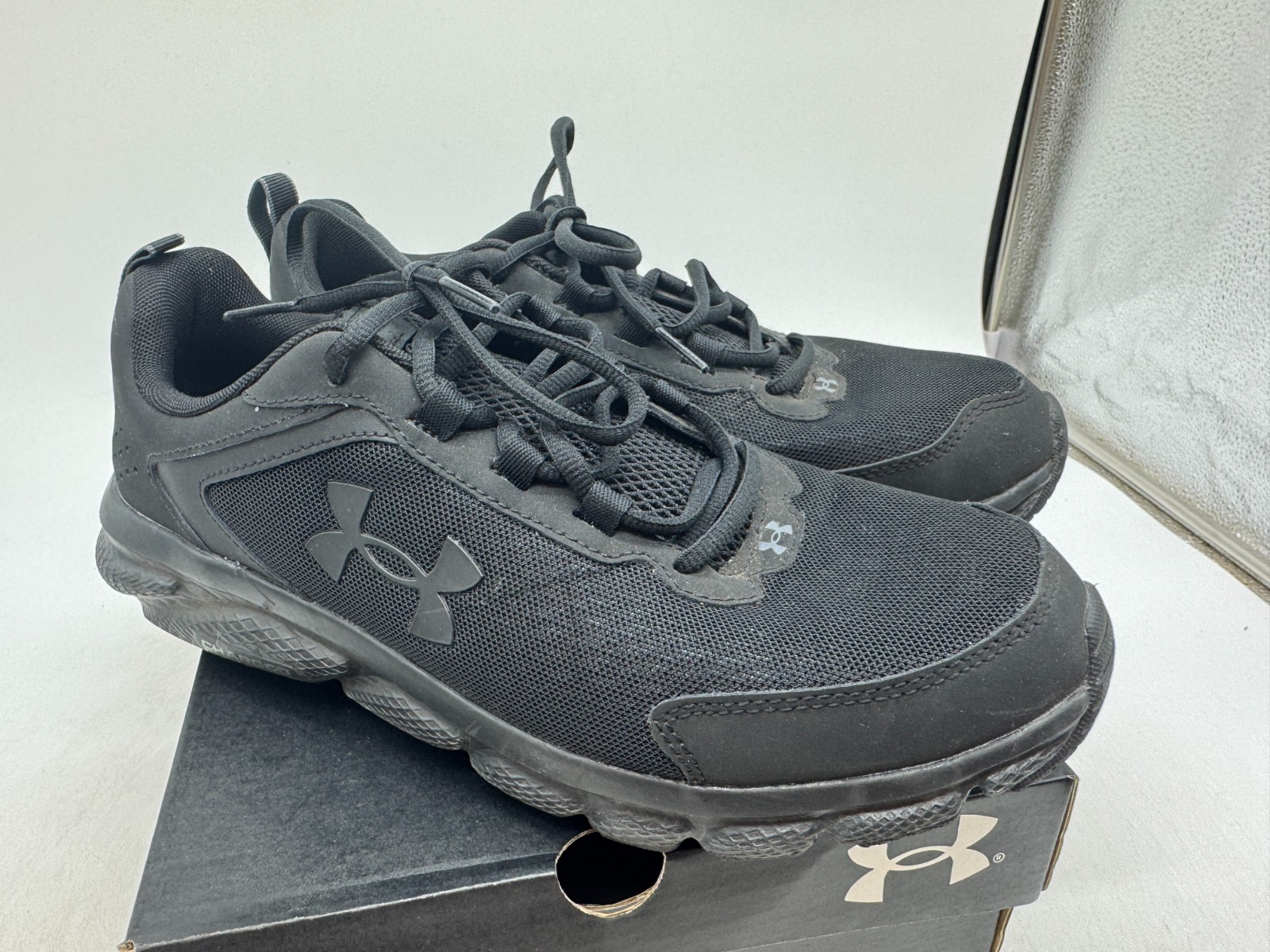 Under Armour Charged Assert 9 Athletic Sneakers Mens Black Lace-Up Low Top – 10