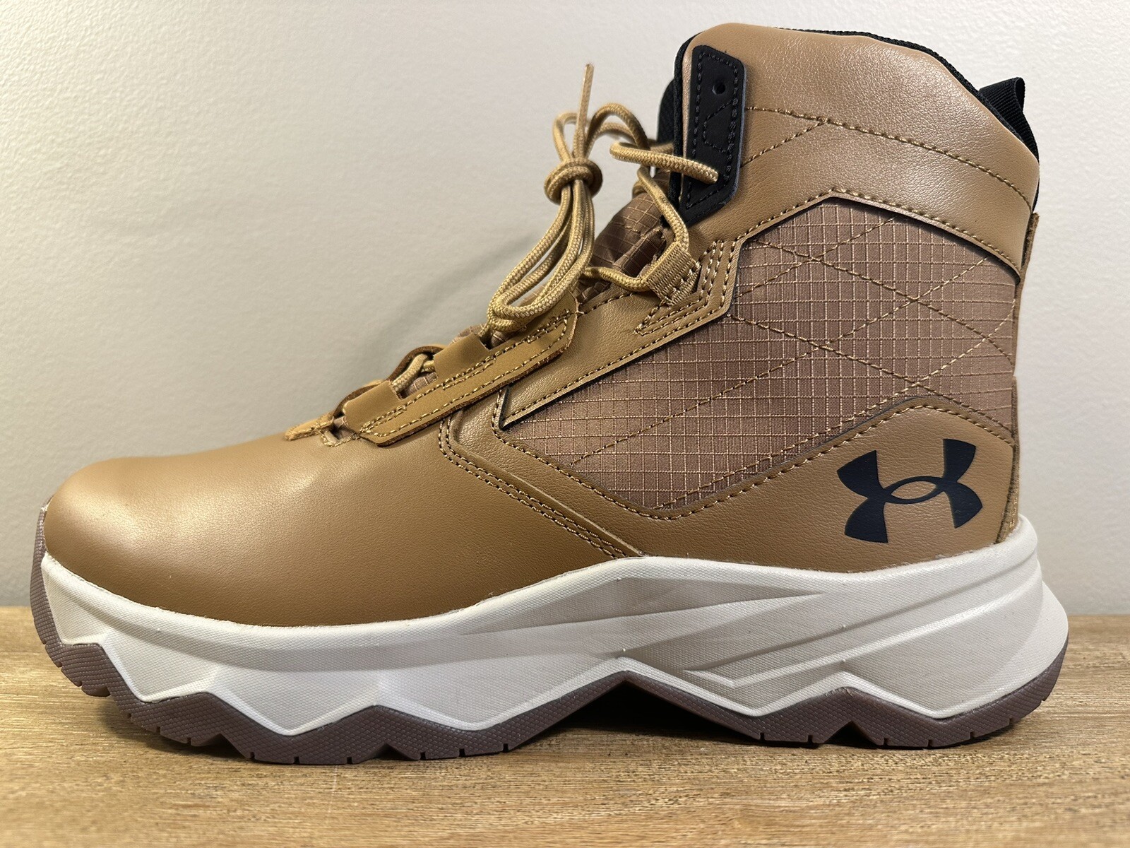 Under Armour UA Stellar G2 6″ Boots Men’s 8.5 Tactical Hiking Tan 3025578 NEW