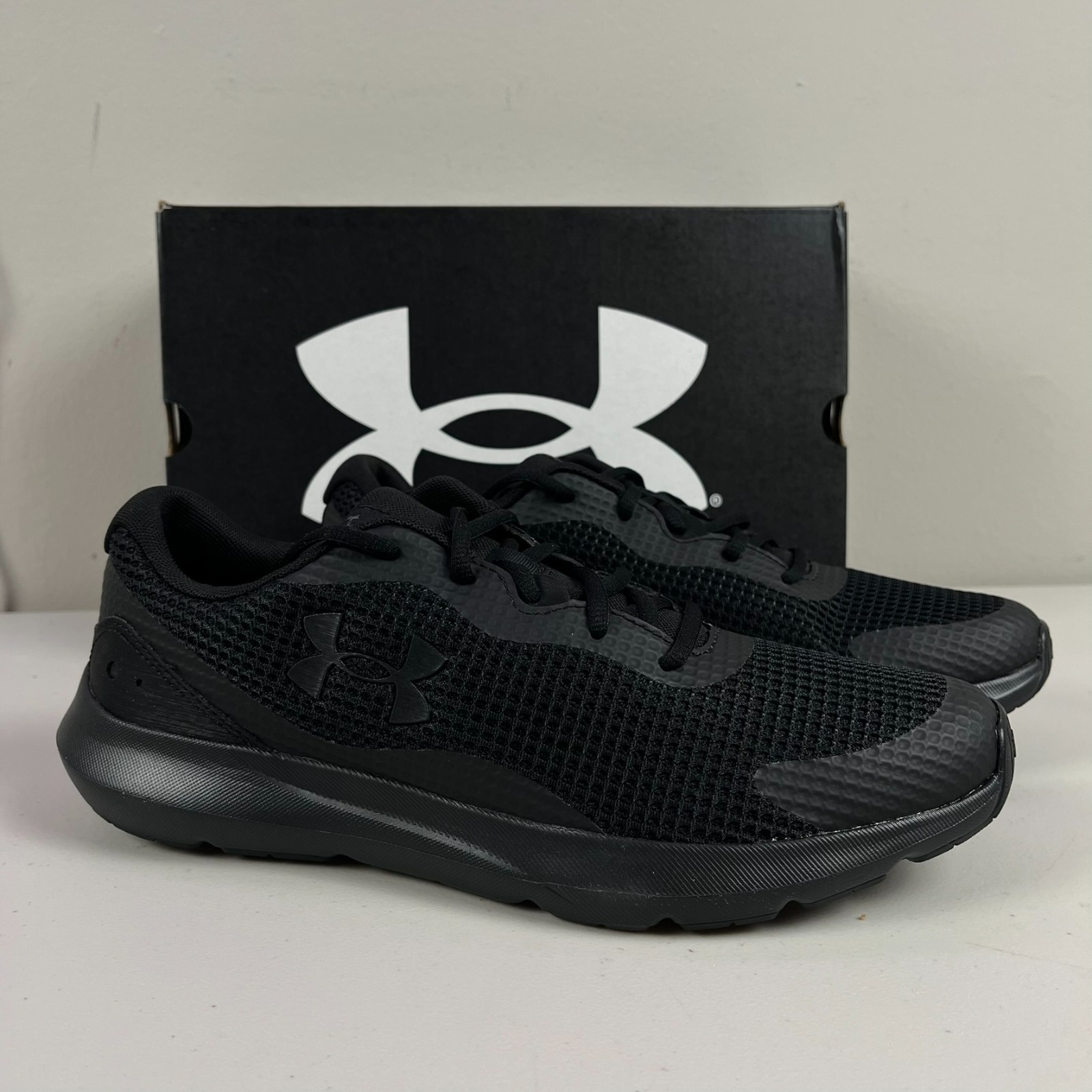 Under Armour Surge 3 Comfort Running Shoes Training 3024883-002 Men’s Size 10