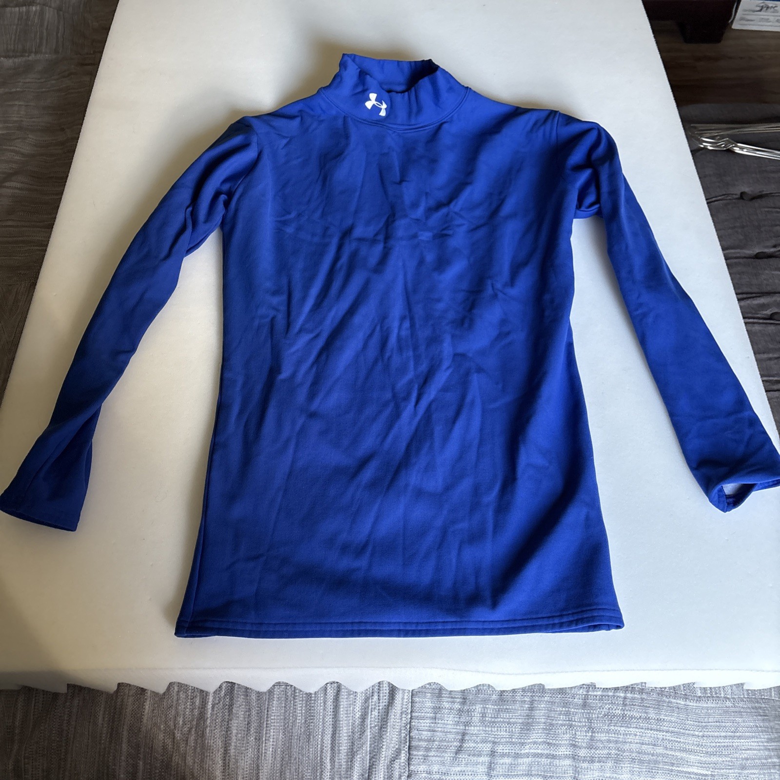 under armour compression shirt mens large