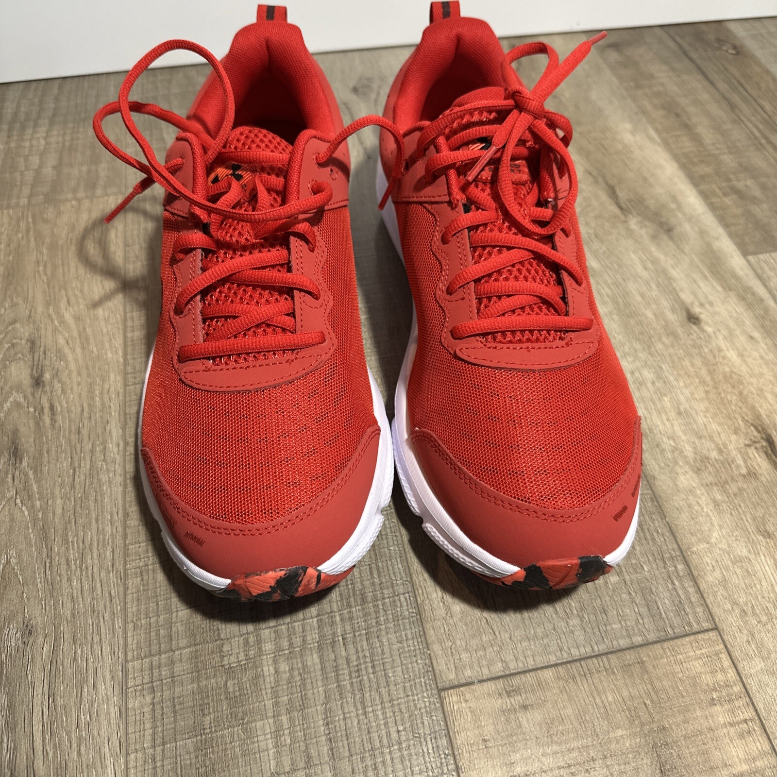 Under Armour Men’s Charged Assert 10 Running Shoes 12 Red Black D641 Brand New