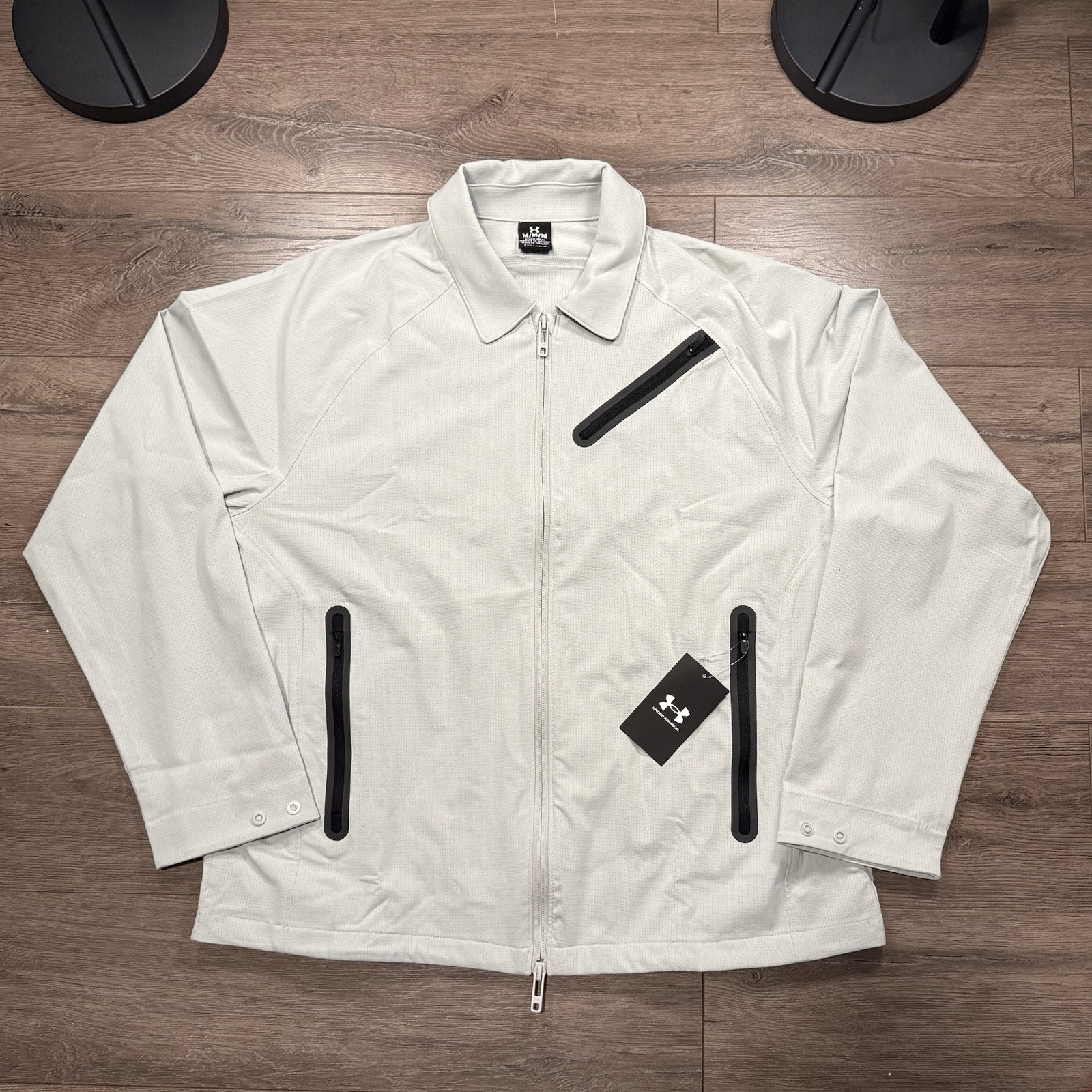 Men’s size M Under Armor UA Unstoppable Vent Full Zip Jacket 1383029 Grey NWT