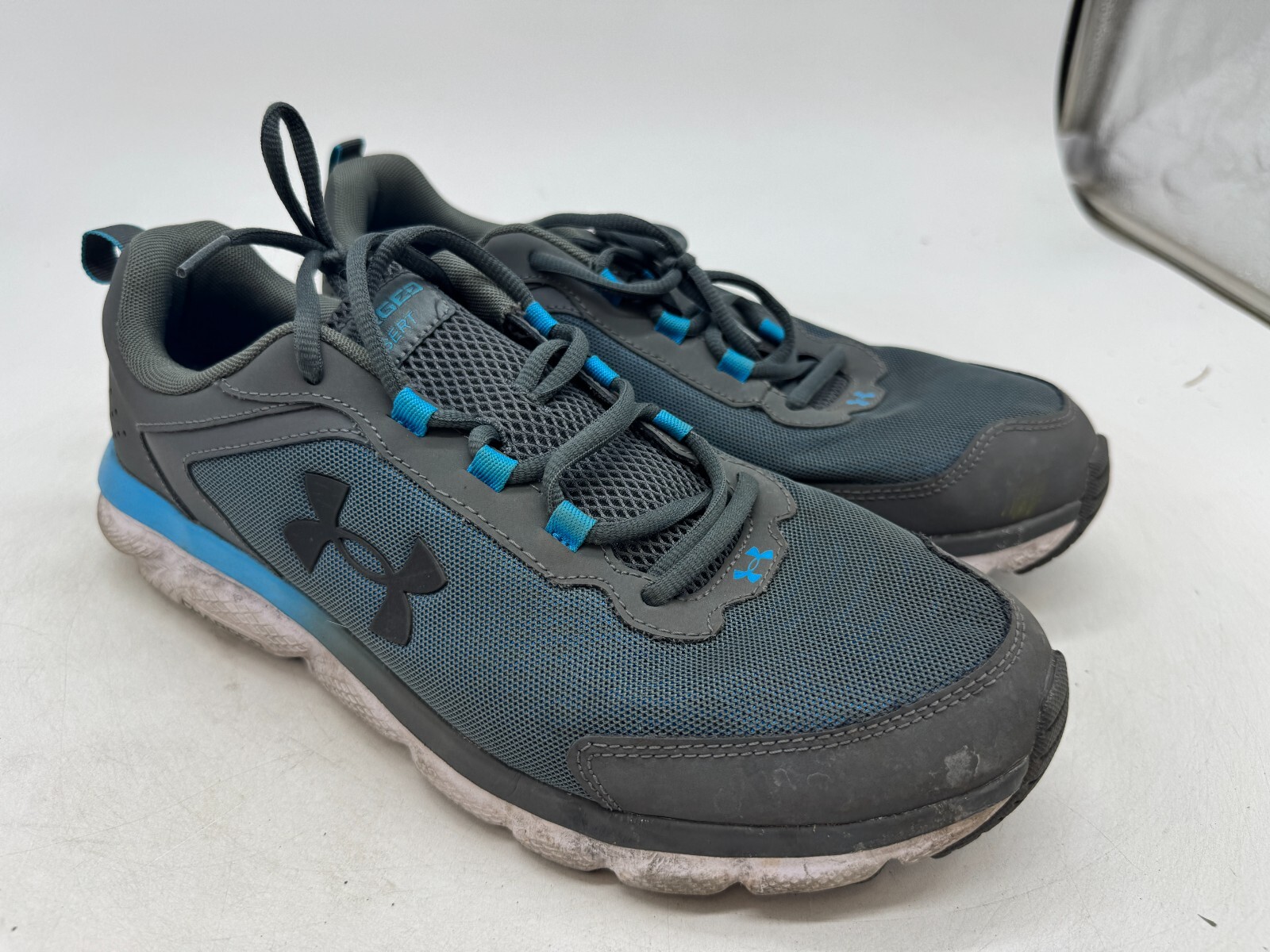 Under Armour Charged Assert 9 Sneaker Men Gray Copper Lace-Up Running Shoes – 13