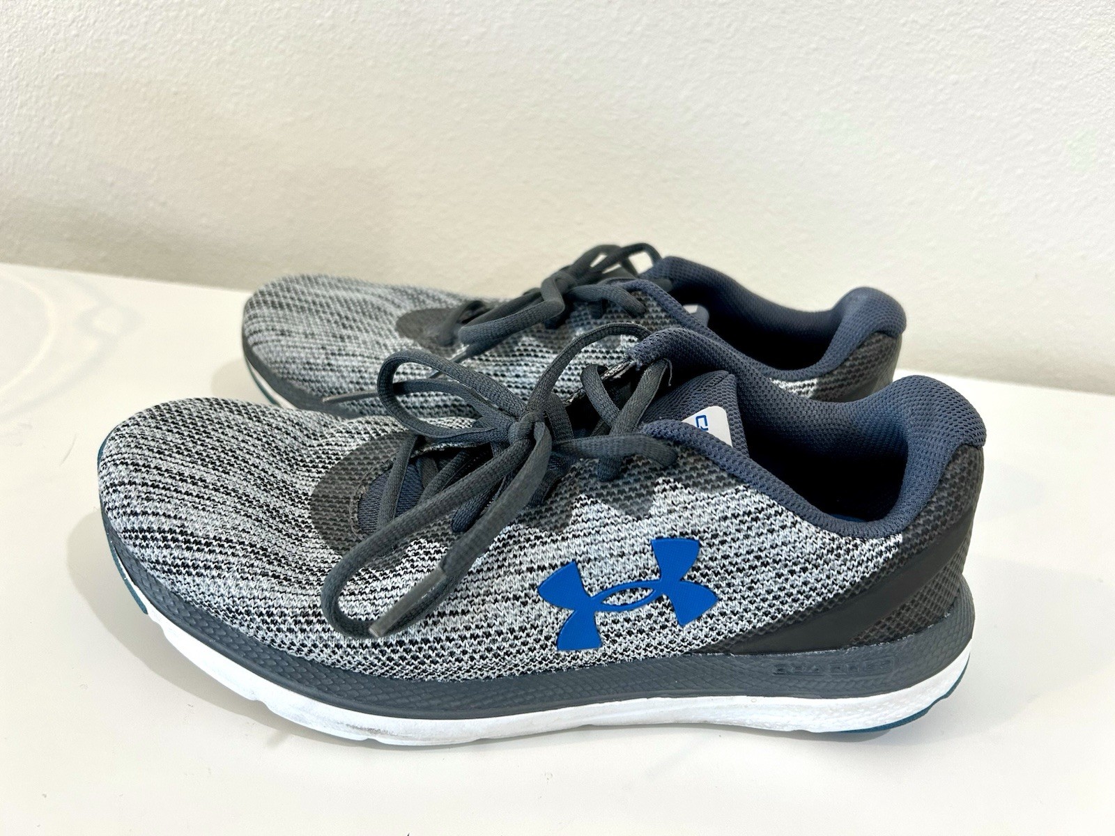 Under Armour Charged Impulse Men’s Sneakers Athletic Shoes Gray Blue White 7.5