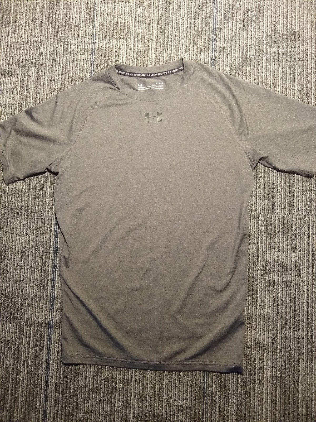 Under Armour HeatGear Compression Men’s Large Sport Grey/Black Logo Shirt