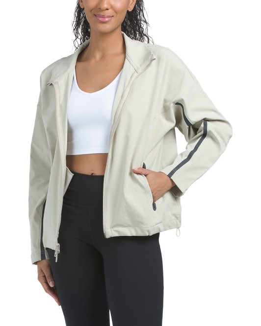 Large NWT Under Armour Khaki Lightweight Unstoppable Vented Jacket