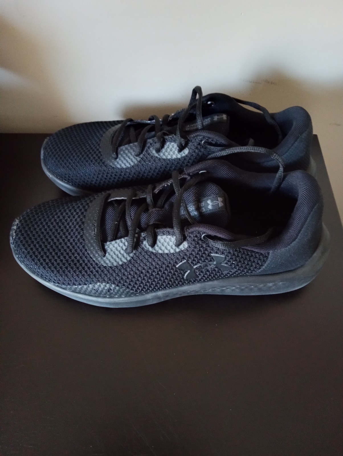 Under Armour Charged Pursuit 3 Mens Running Shoes Size 10