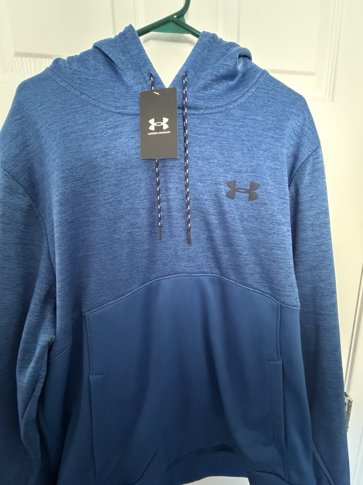 NWT Men’s Under Armor Xl Hoodie