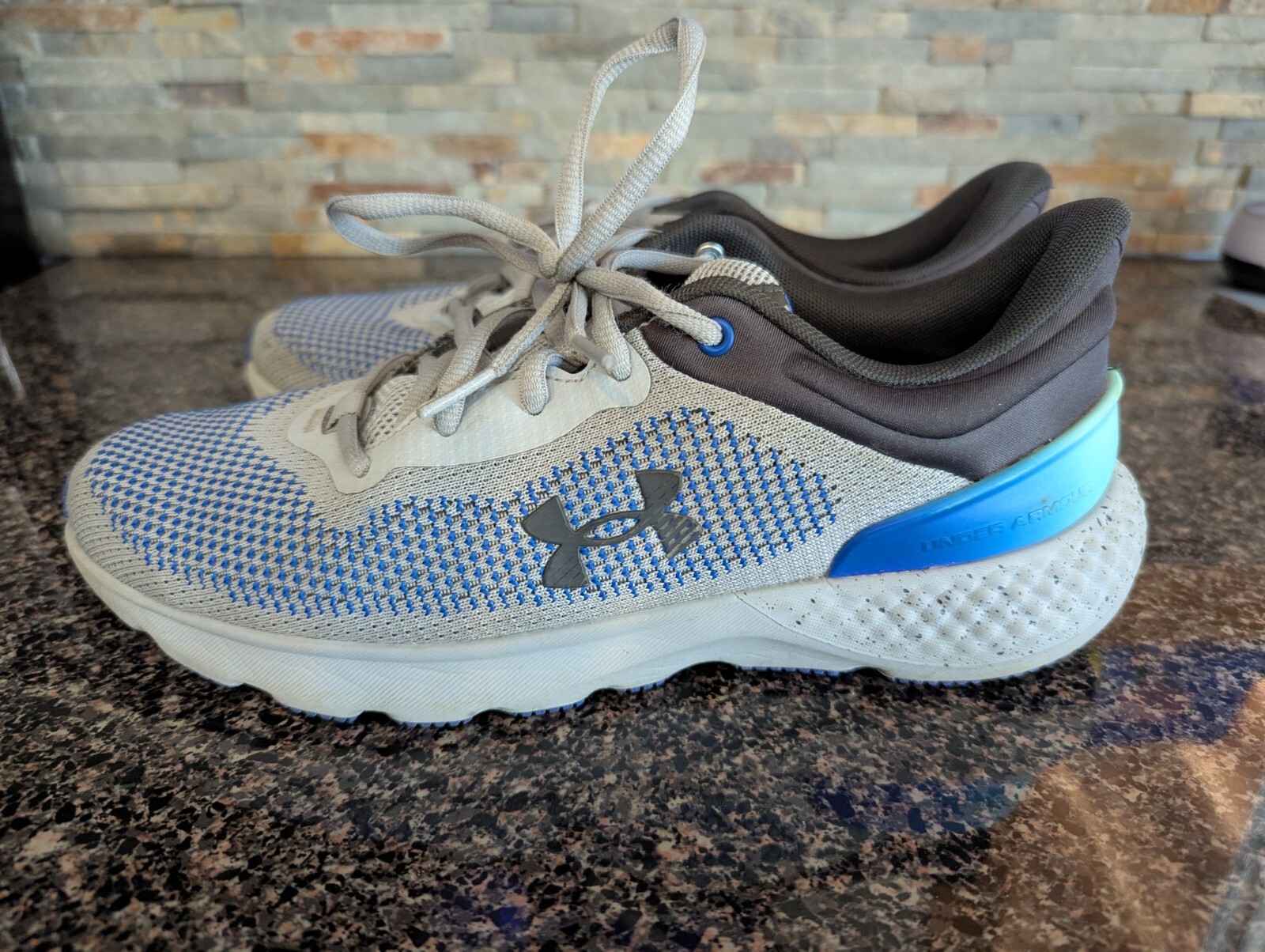 Under Armour Mens Shoes Size 7 Charged Escape Comfort Deluxe