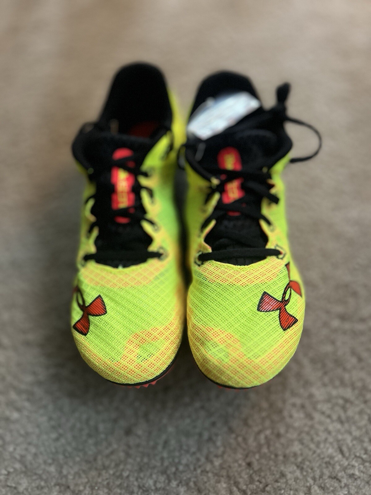 Under Armour Kick Distance 4 Shoes Men 11 Women 12.5 New With Box 3025460-300