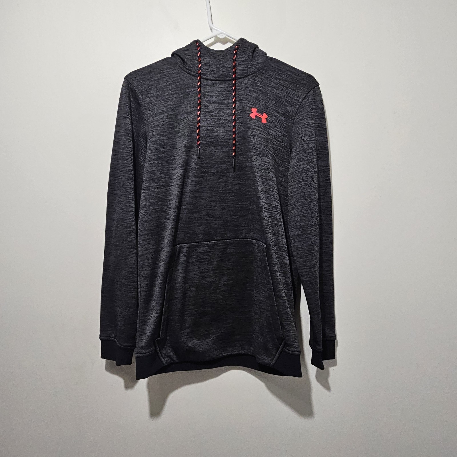 Under Amour Hoodie Men’s Size Small  Gray Cold Gear Pullover Sweatshirt