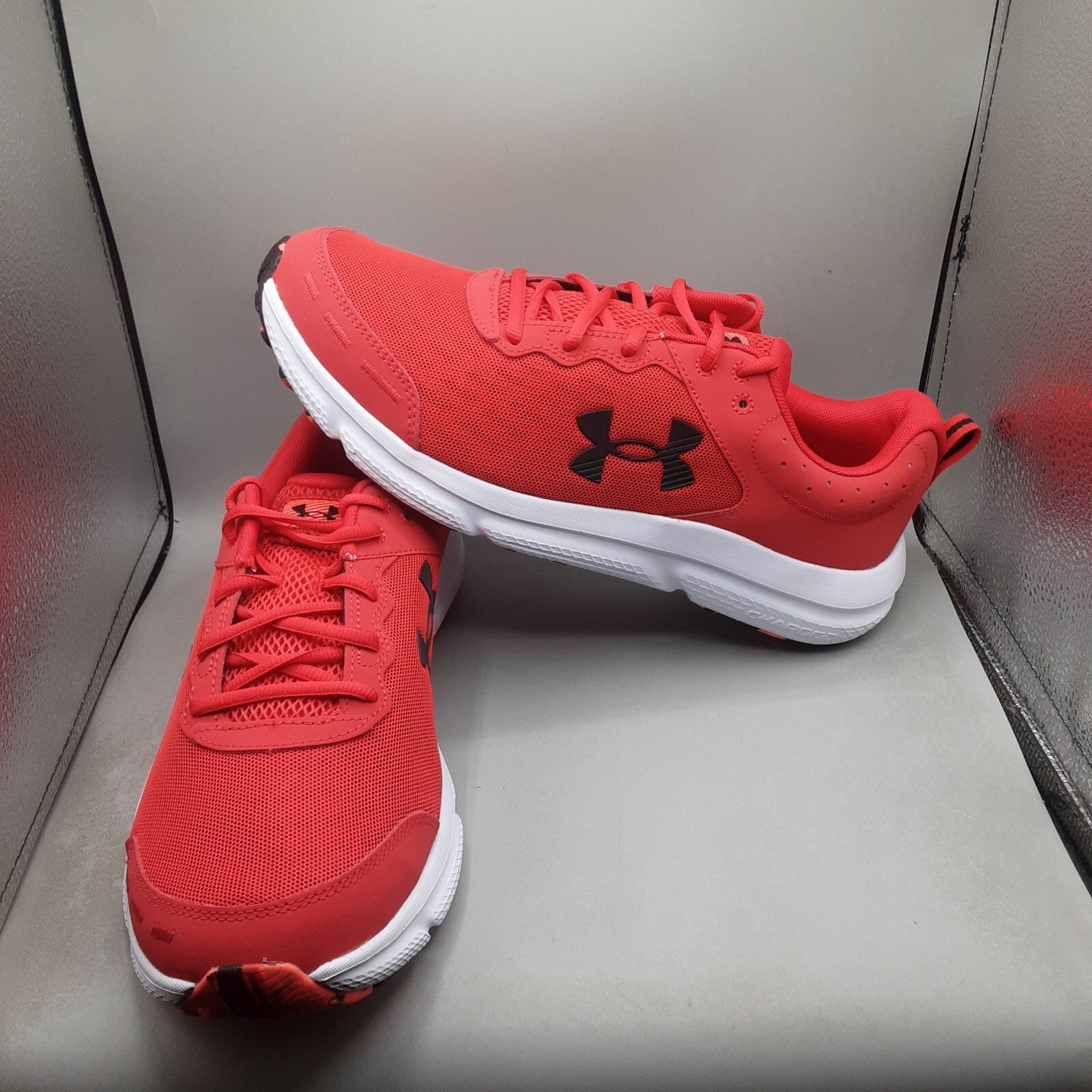 Under Armour Men’s Charged Assert 10 Running Shoes 11.5 Red Black D897