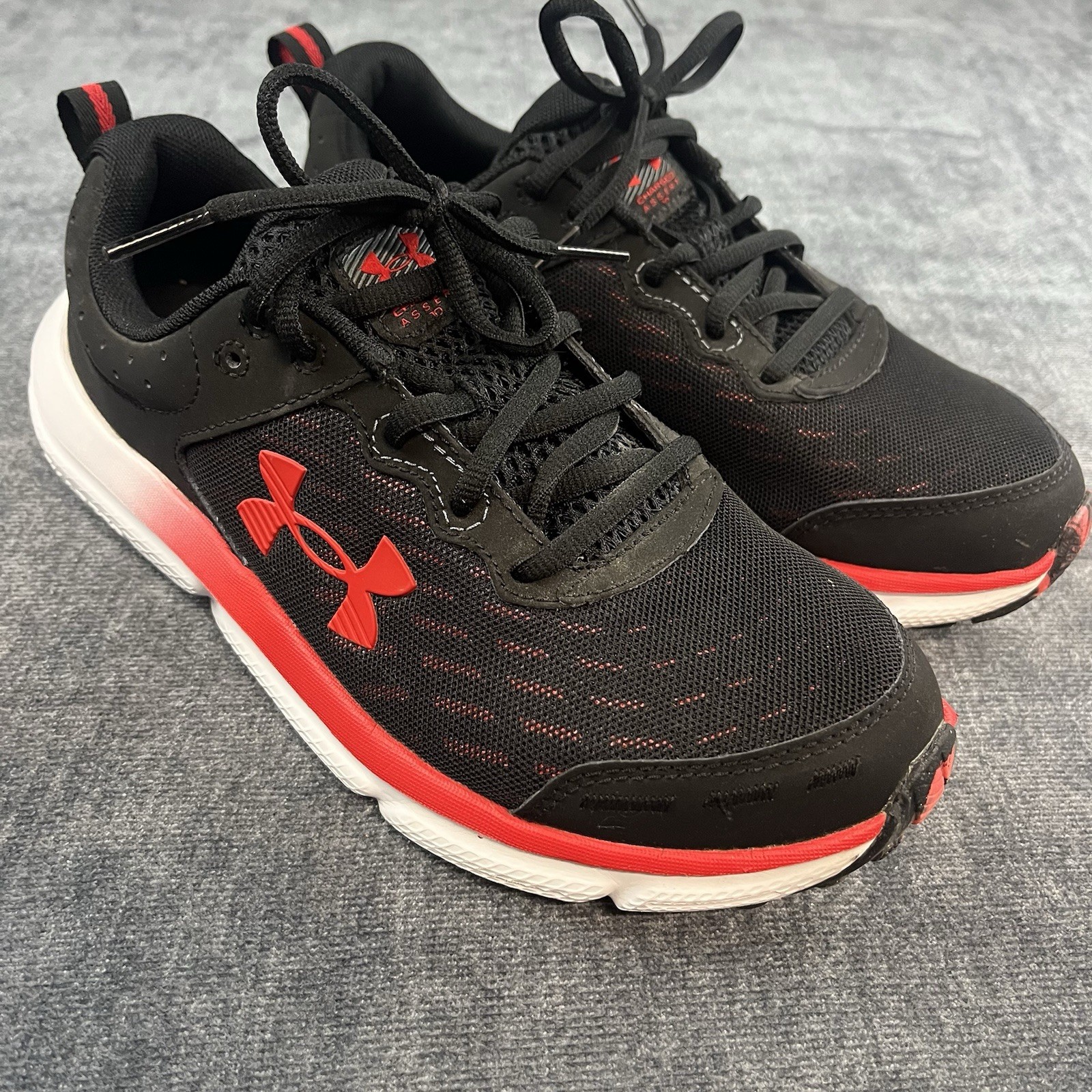 Under Armour Charged Assert 10 Running Shoes Black Red Mens Size 7 – 3026175-006