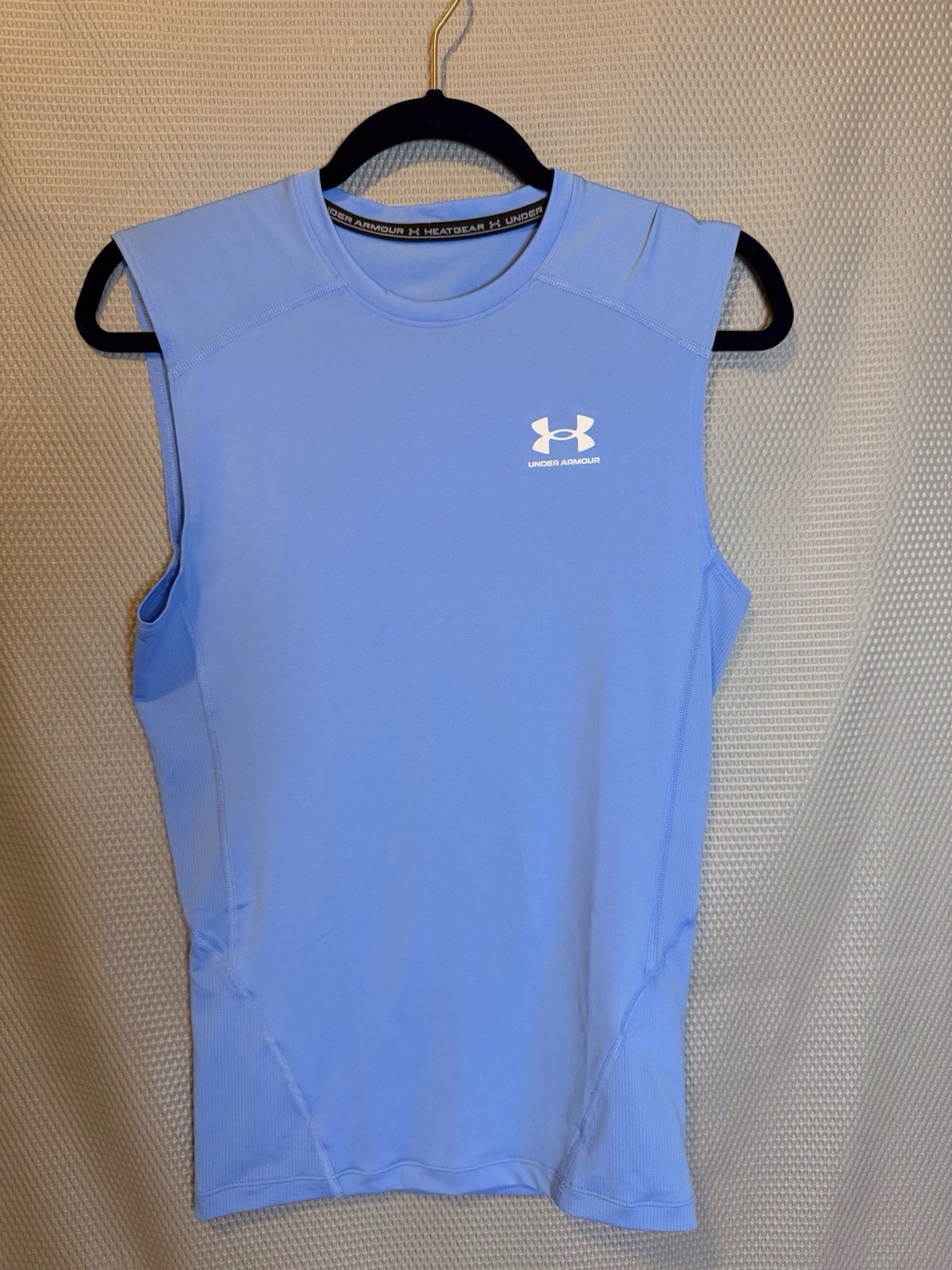 Under Armour heatgear armour sleeveless compression shirt sz M