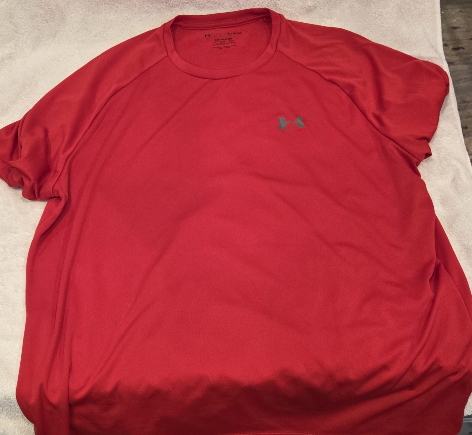 Under Armour The Tech Tee T-Shirt Red Active Short Sleeve Size XLarge ~