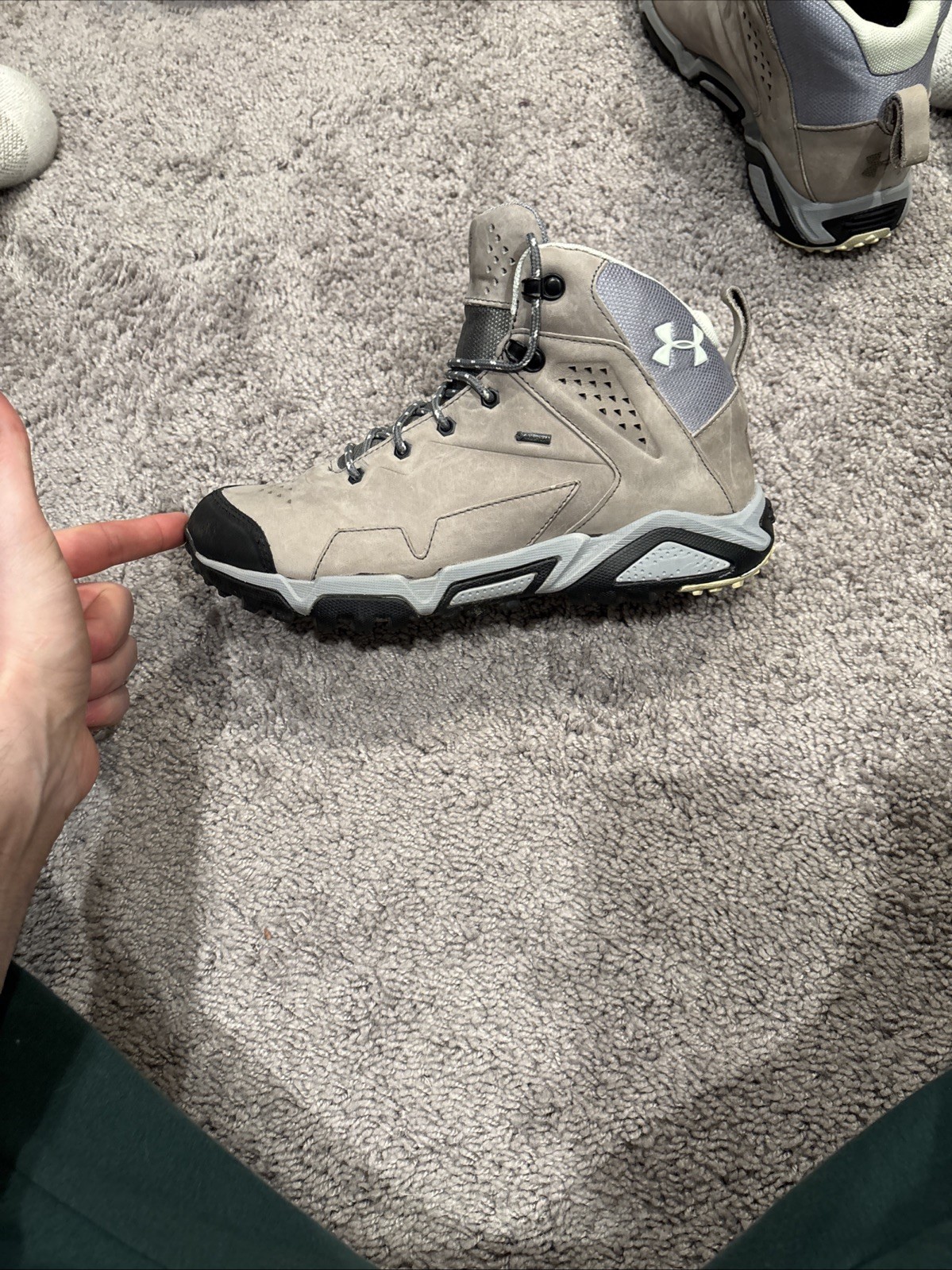 Women’s Under Armour GTX Cupron Tabor Ridge Leather Boots Size 9.5