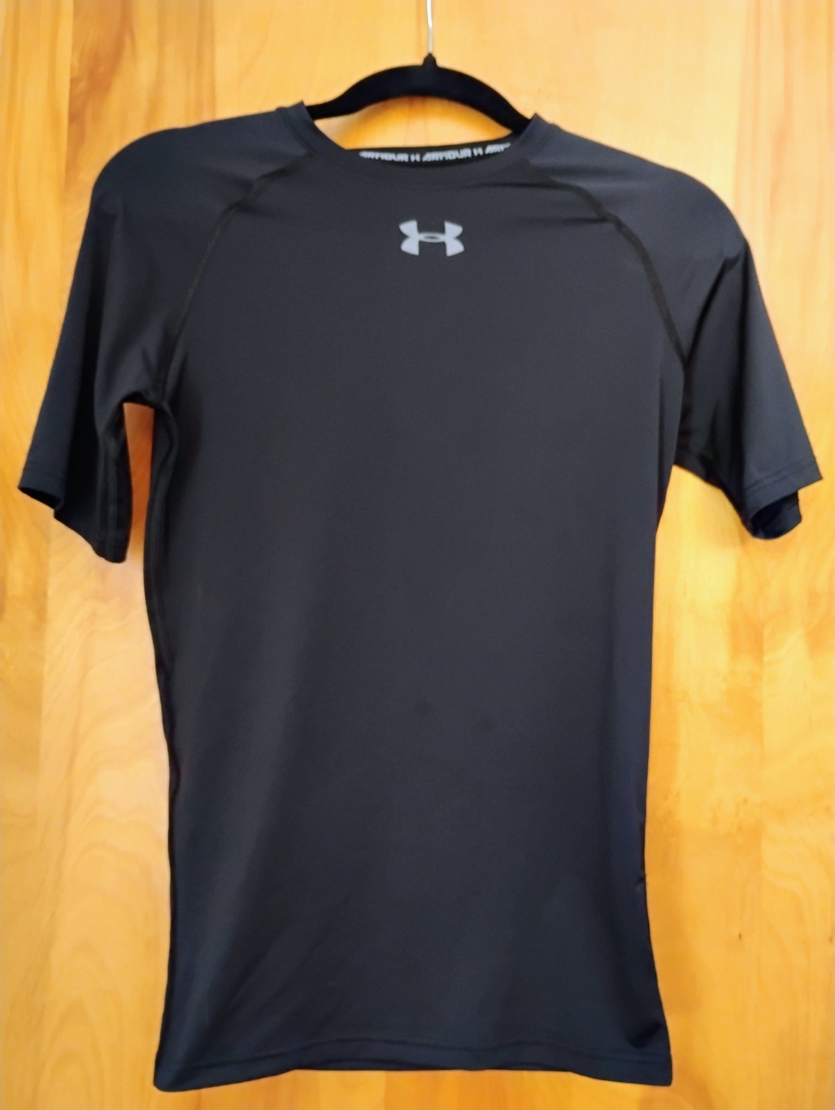 Under Armour Heatgear Black Compression Shirt Size M Mens