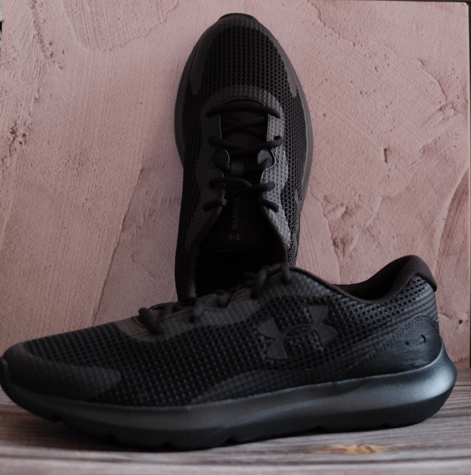 Under Armour Size 10 Men’s Surge 3 Running Shoe 3024883-002