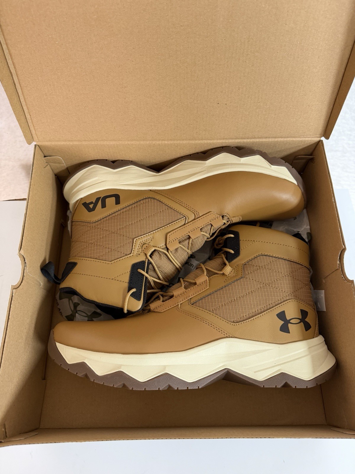 NIB Under Armour UA Stellar G2 6″ Tactical Boots 3025578-200 Hiking Mens Size 10