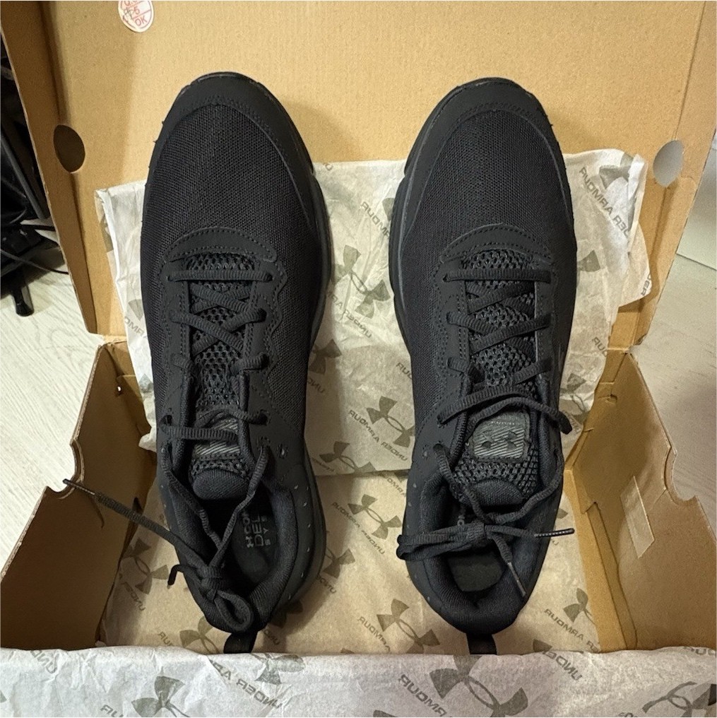 Under Armour UA Charged Assert 10 Black Mesh Lace Up Comfort Cushioned Sneakers