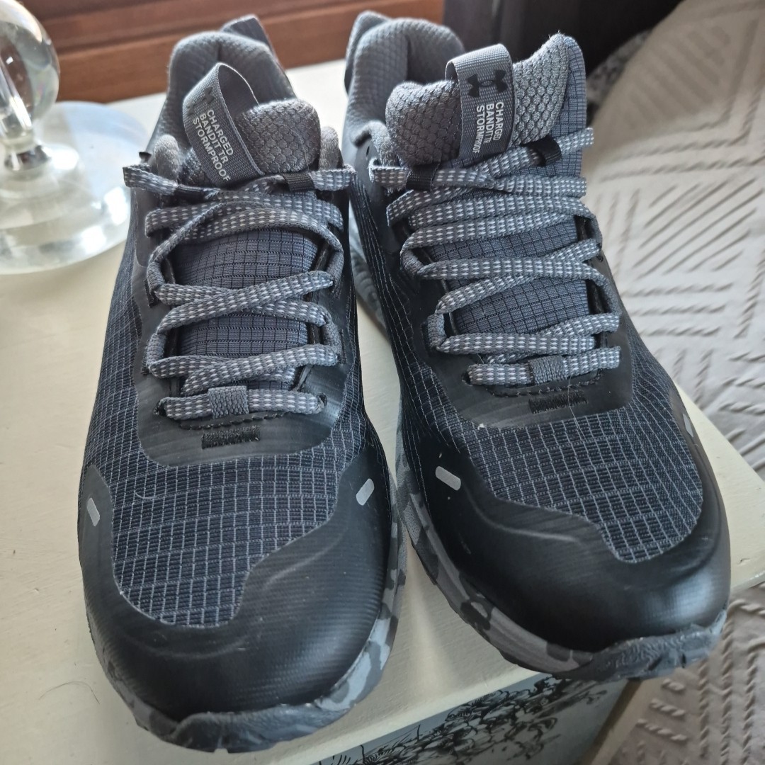 Under Armour Men’s Charged Bandit TR 2 SP trail running shoes.