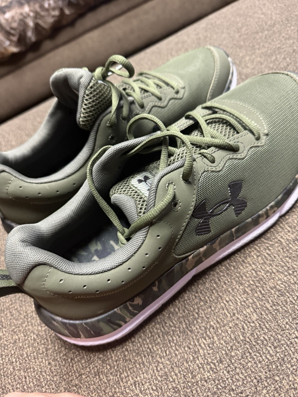 Under Armour Men’s UA Charged Assert 13 Camo Running Athletic Shoes