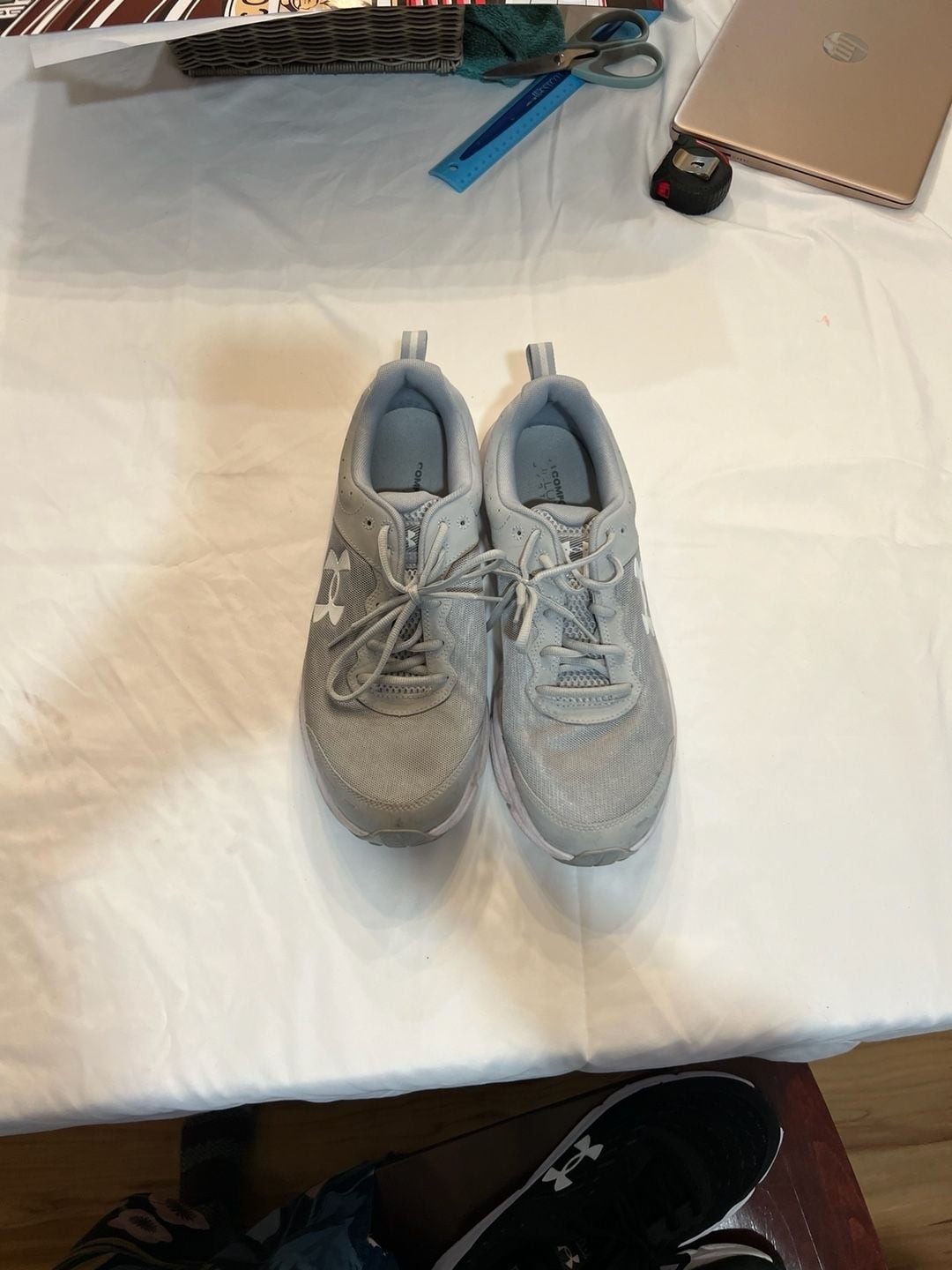 Under Armour Men’s Charged Assert 10 Running Shoes Mod Gray Size 14