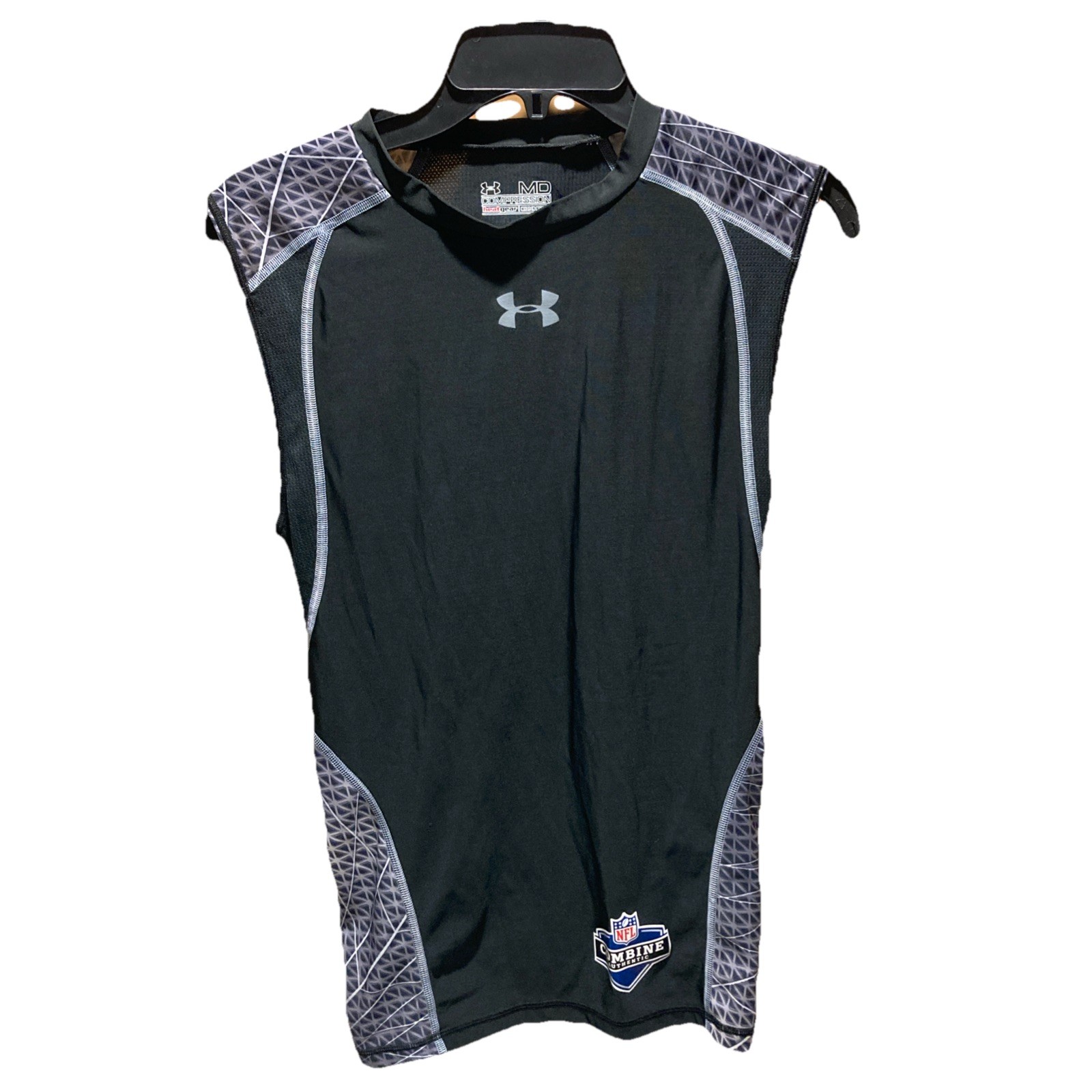 Under Armour Men’s Compression T-Shirt MD HeatGear Combine Authentic Athleisure