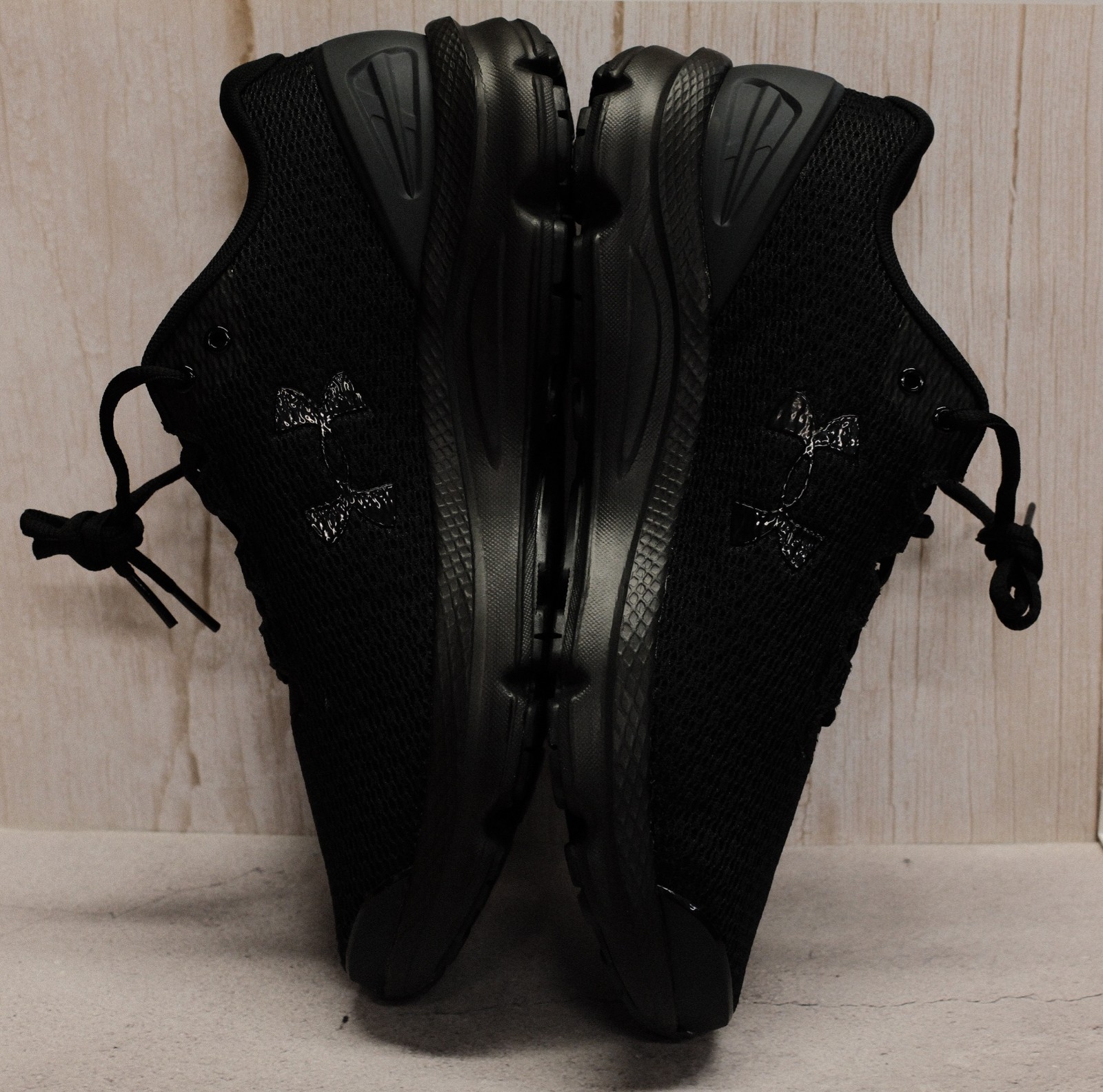 Under Armour Men’s UA Charged Gemini Running Shoes 3026501 002 Black Size 10