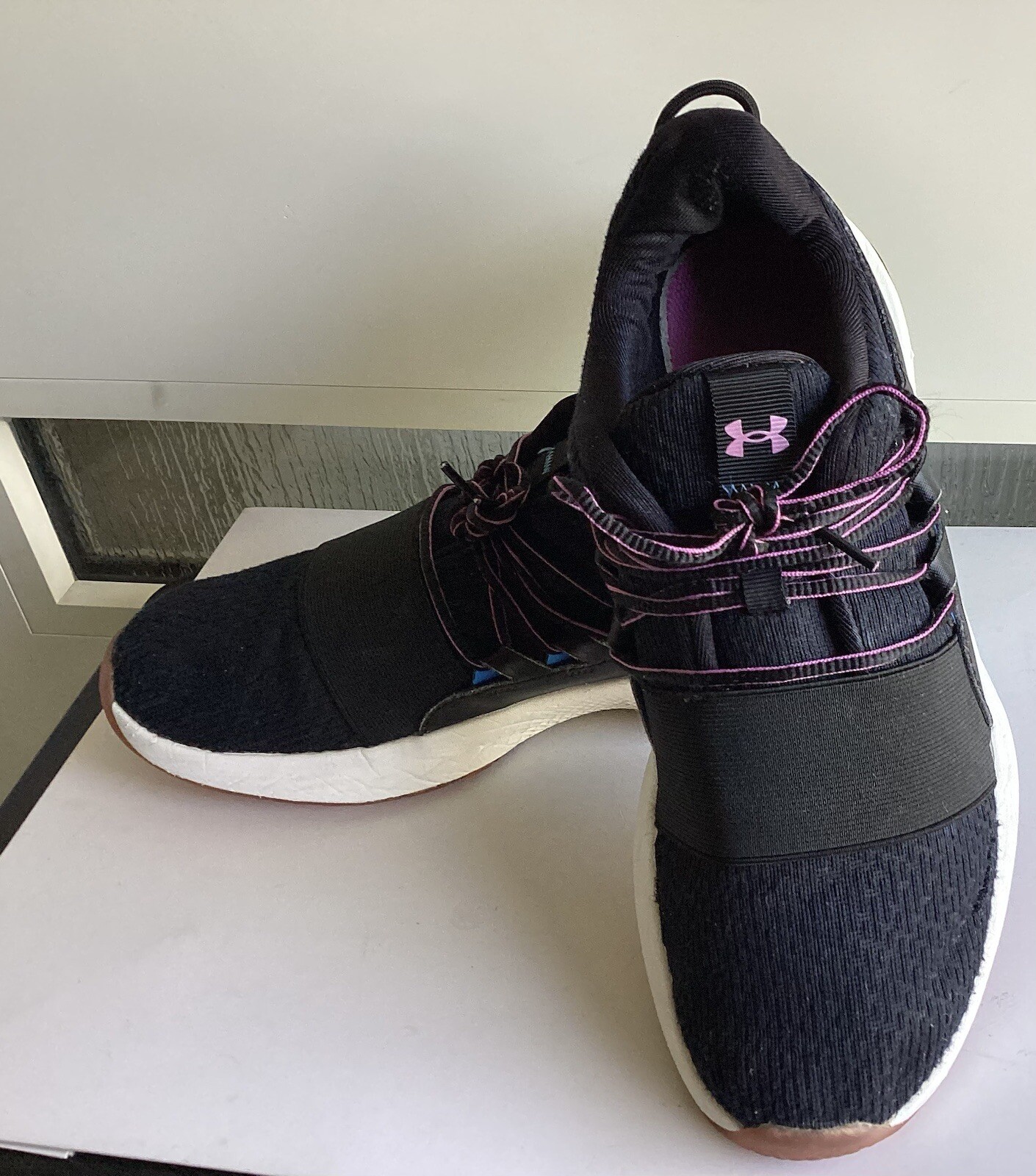 Under Armour Charged Breathe Color Shift Black 10