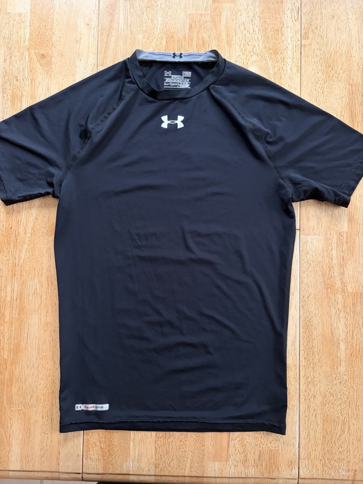 Under Armour Shirt Men Large Black Heat Compression Active Shirt Sleeve Set Of 2