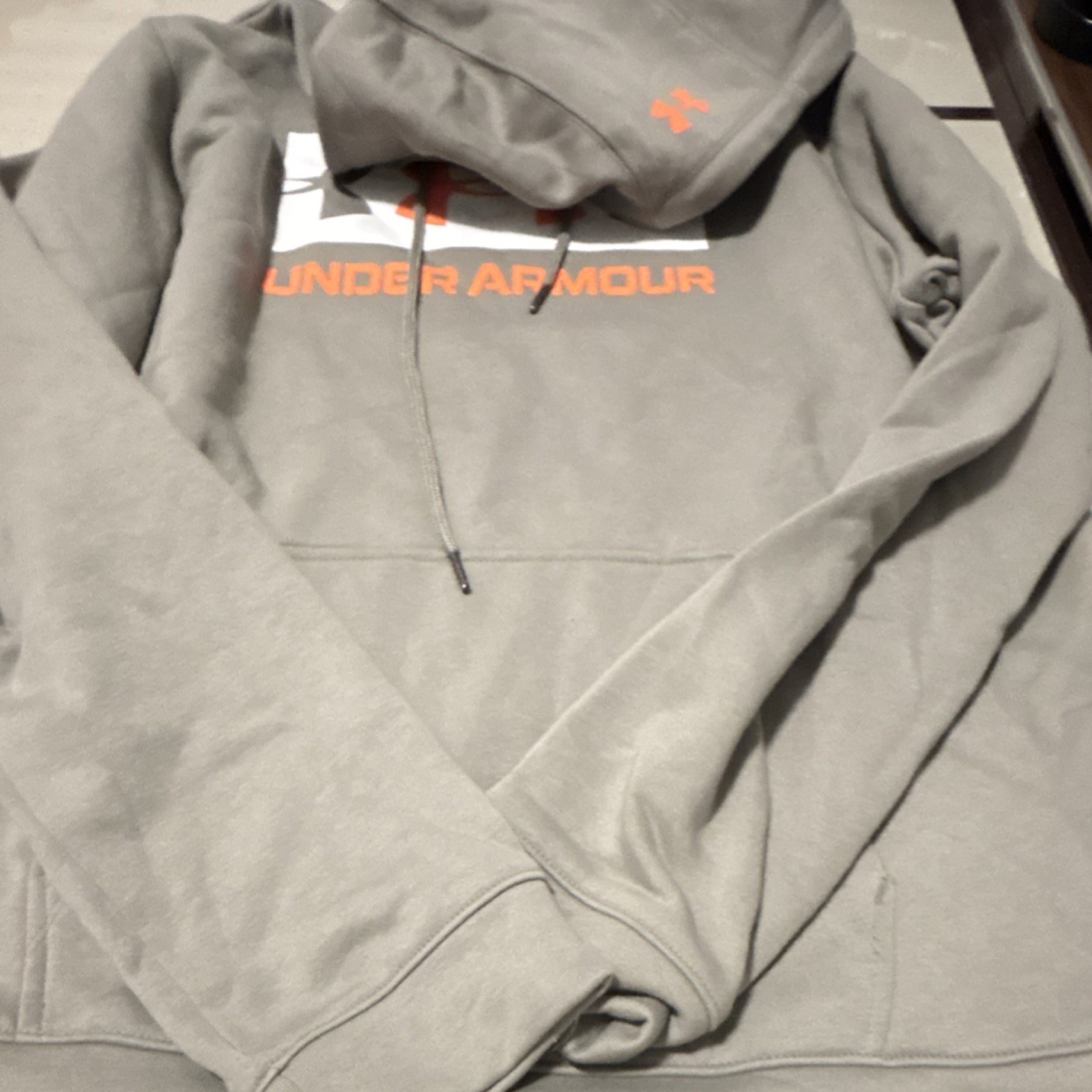 Under Armour Gray Fleece Pullover Hoodie L Loose Fit Hooded Pockets Sweatshirt