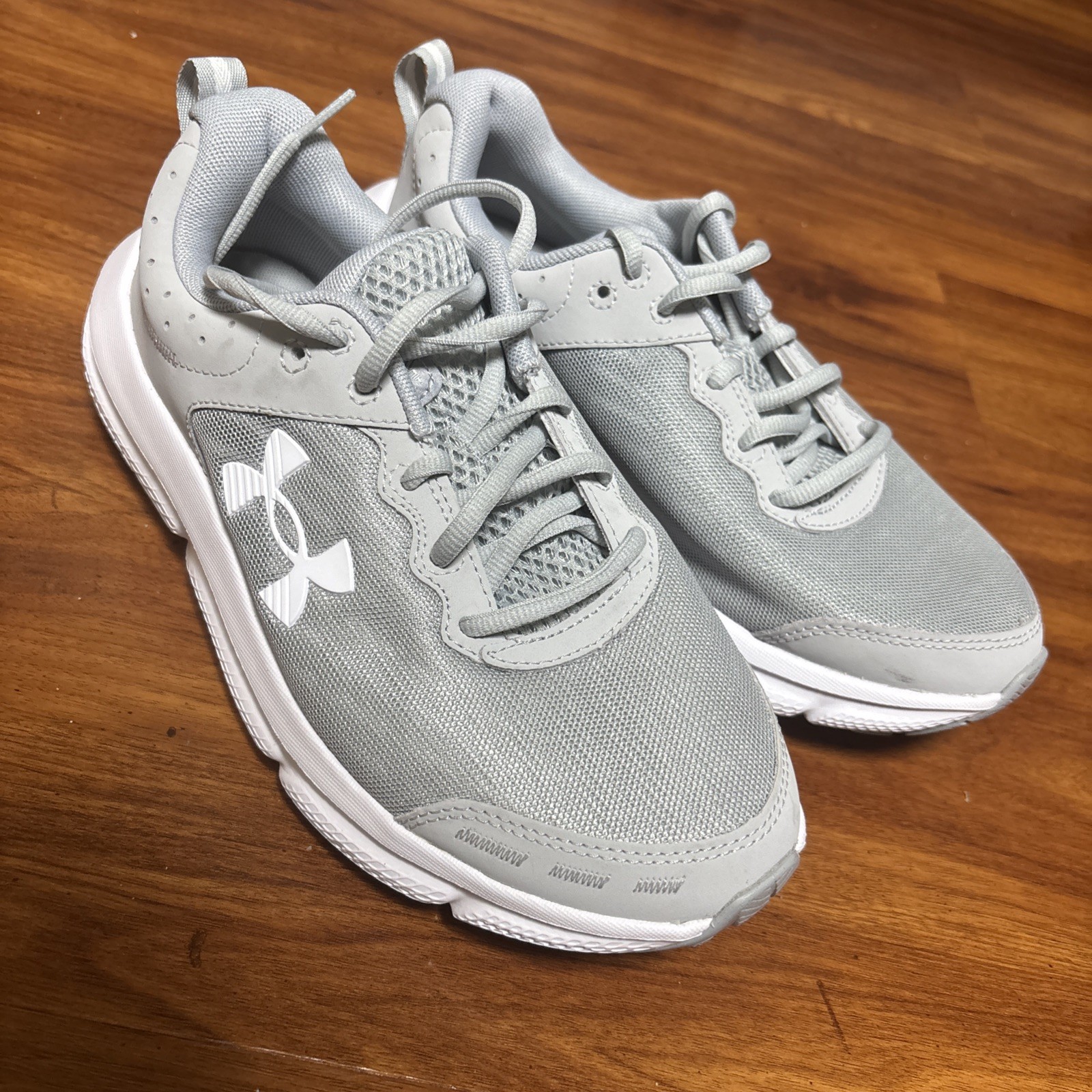 Under Armor UA Assert 10