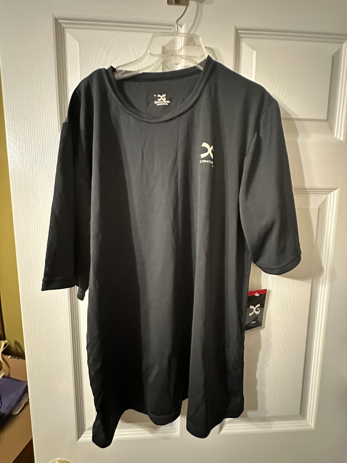 Under Armour Men Activewear Shirt XL Black The Tech Tee Short Sleeve Logo