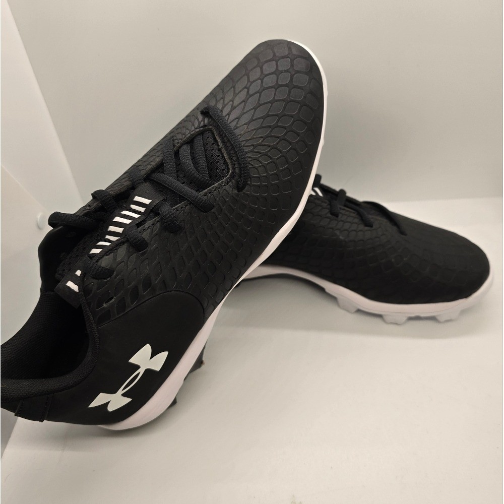 Under Armour Black and White Athletic Shoes with Breathable Fabric