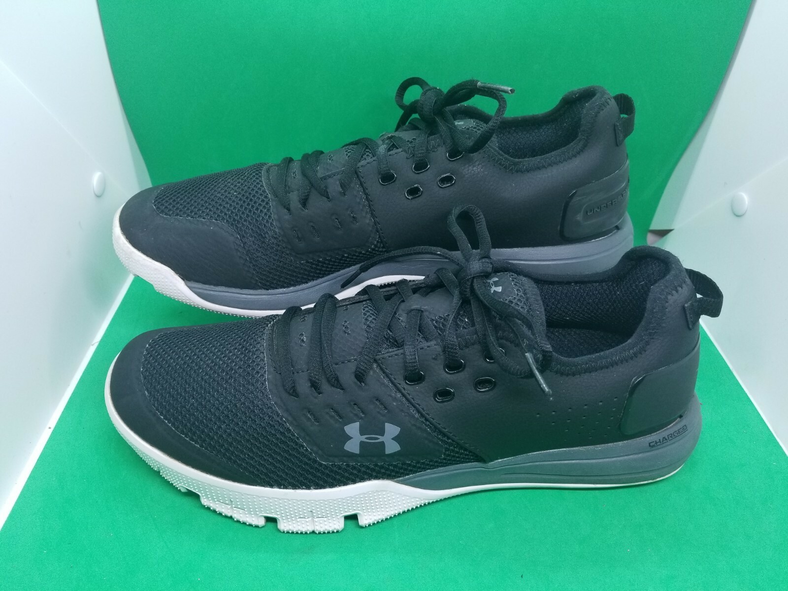 Under Armour Under Armor Charged Ultimate 3.0M Training Shoe 3021294-001 Sz 10.5